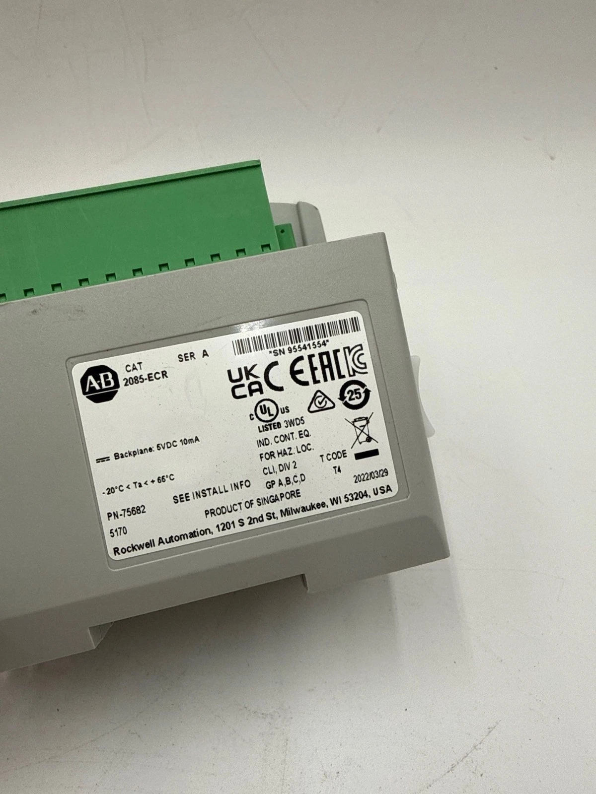 Allen-Bradley 2085-IQ16 Micro800 16 Point Digital Input Module 2085IQ16 2085-ECR Used