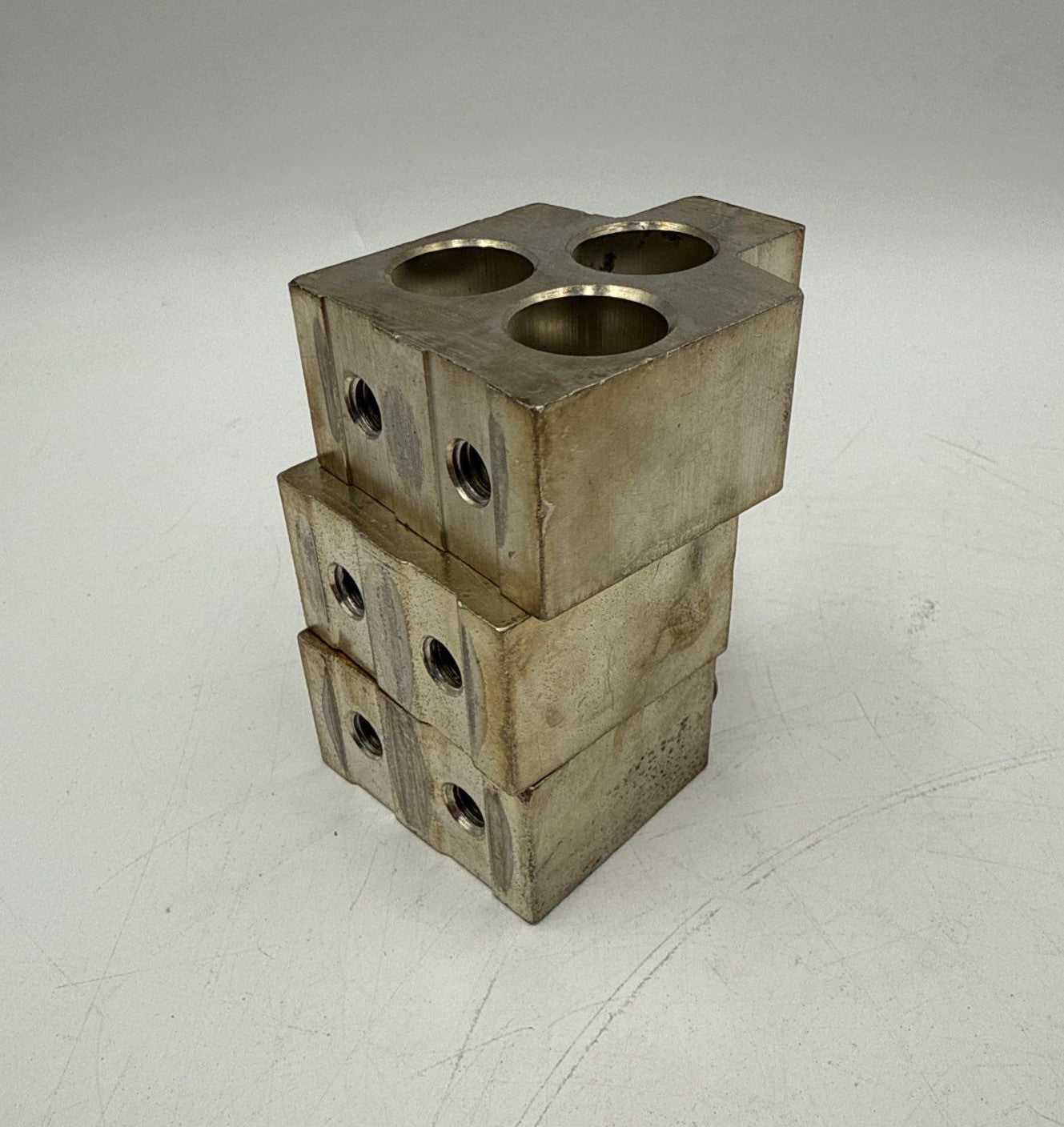 3PC Square D AL900MA Mechanical Lug Terminal 3/0 to 500MCM CU-AL Used