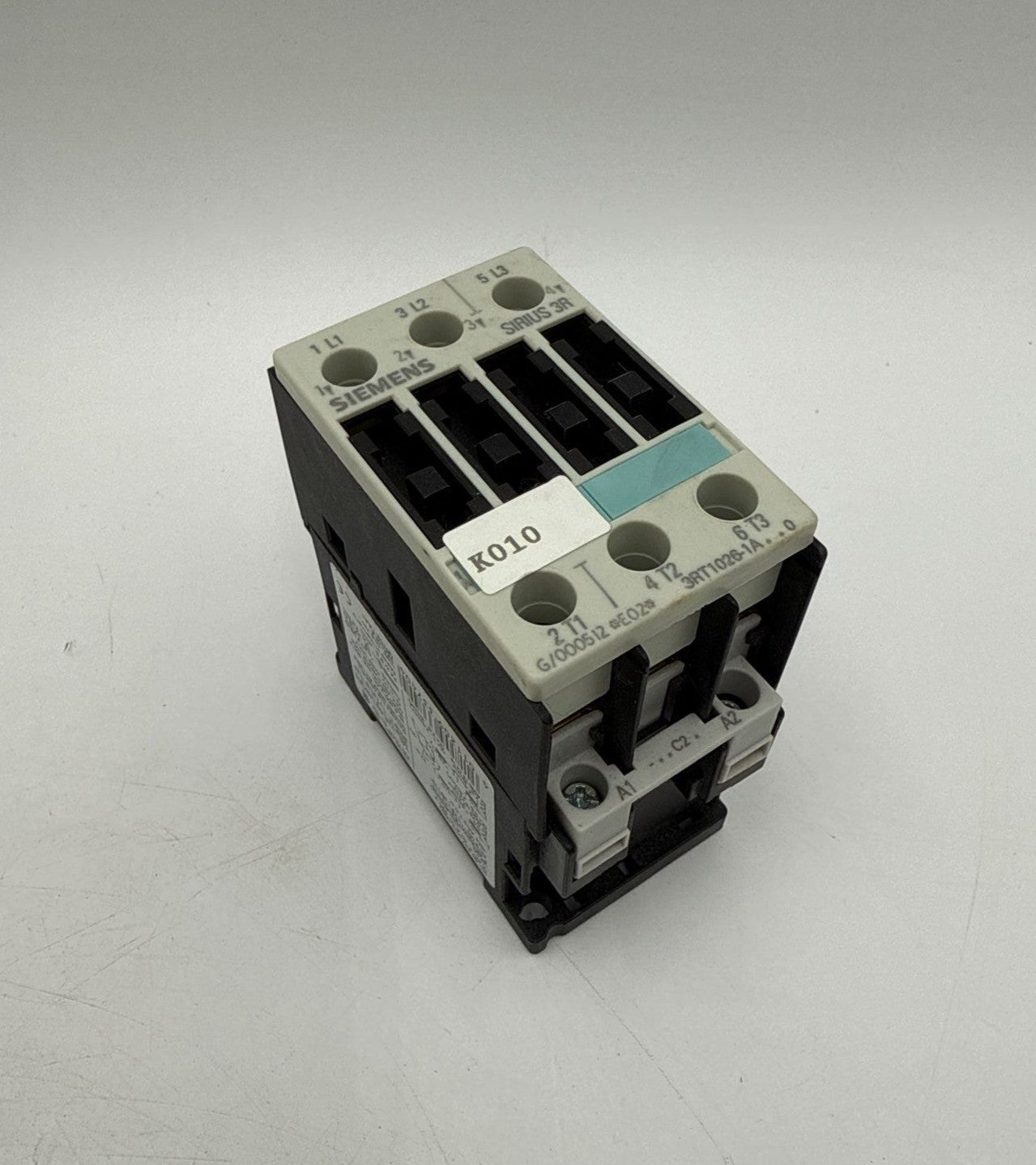 Siemens 3RT1026-1AC20 Contactor Size 0 25A 3P 600V 20HP Max Coil 24VAC New