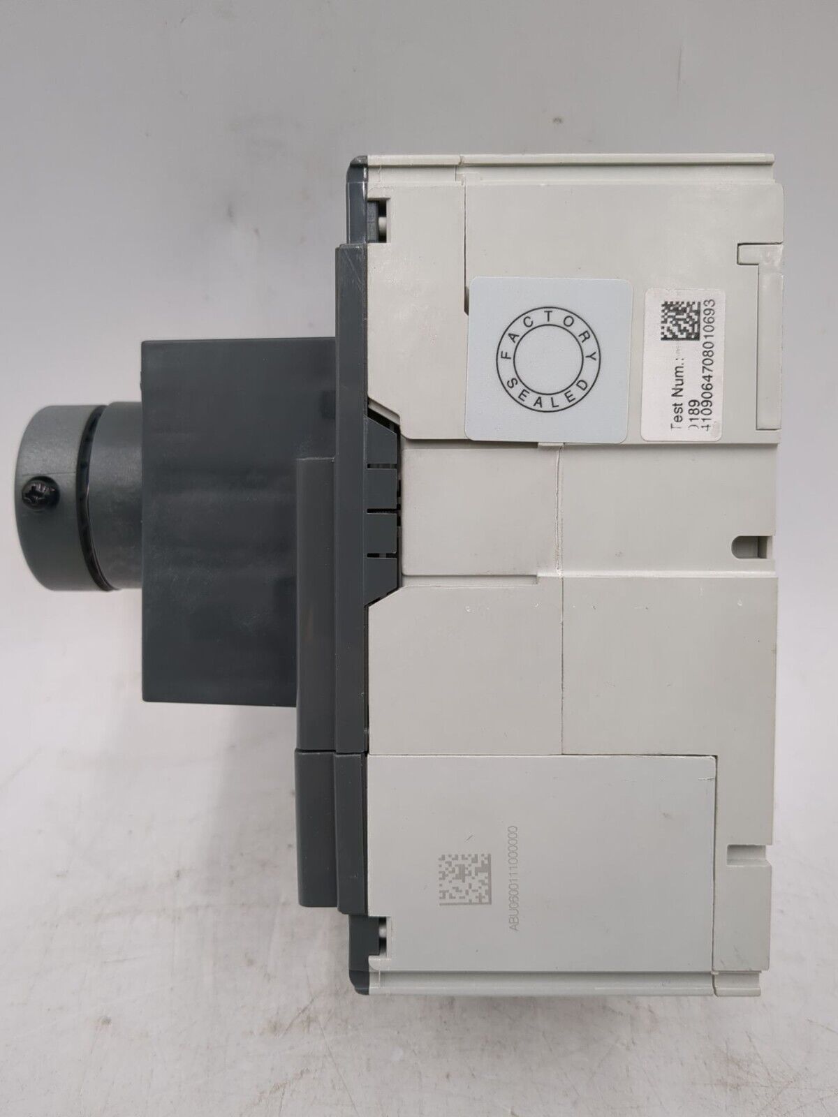 ABB XT4NU3250DFF001XXX Used