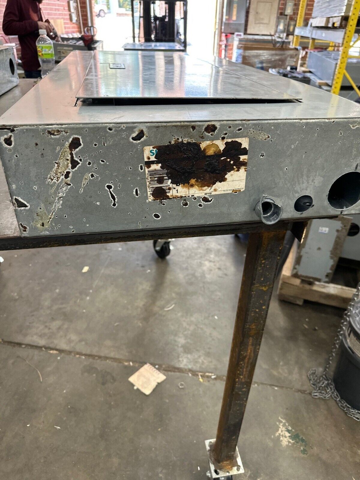 Siemens I2E42MC250C S2 Panelboard 250A 480/277V 3PH 4W Indoor Encl FXD63B200 P393 Used