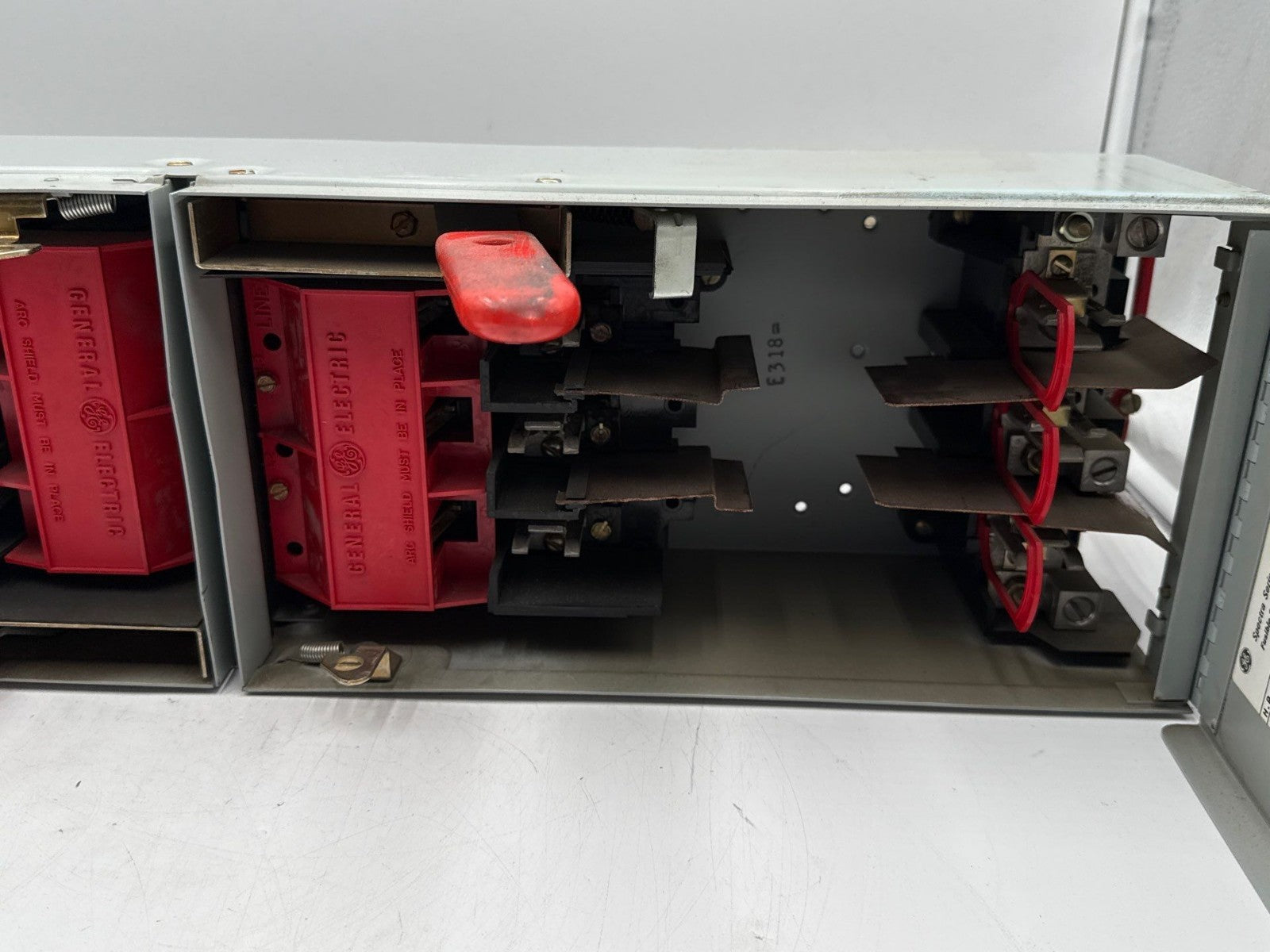 GE ADS36100HD Fusible Panelboard Switch 100A 3P 600V SPECTRA SER 100 Amp 3 Pole Used