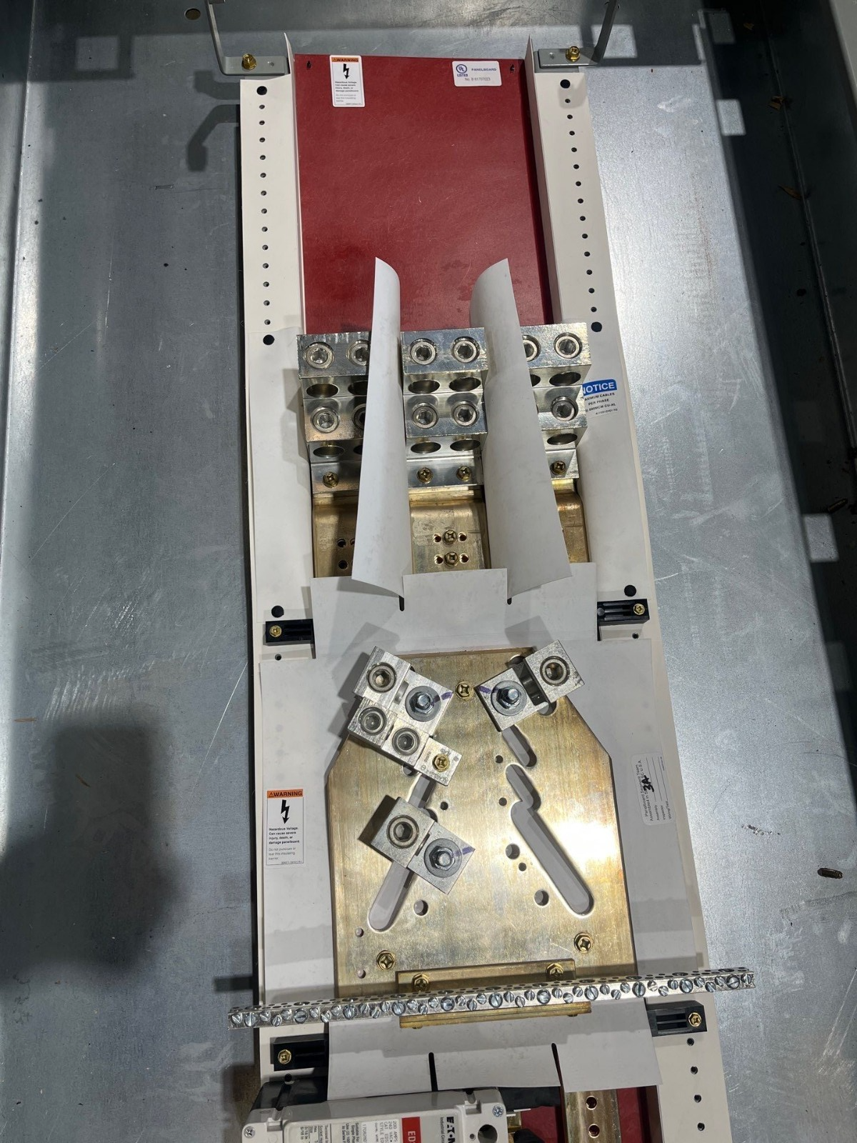 Eaton PRL3A Panelboard 800A 208/120V 3PH 4W MLO Panel 800 Amp 42Cir EZB2890R New