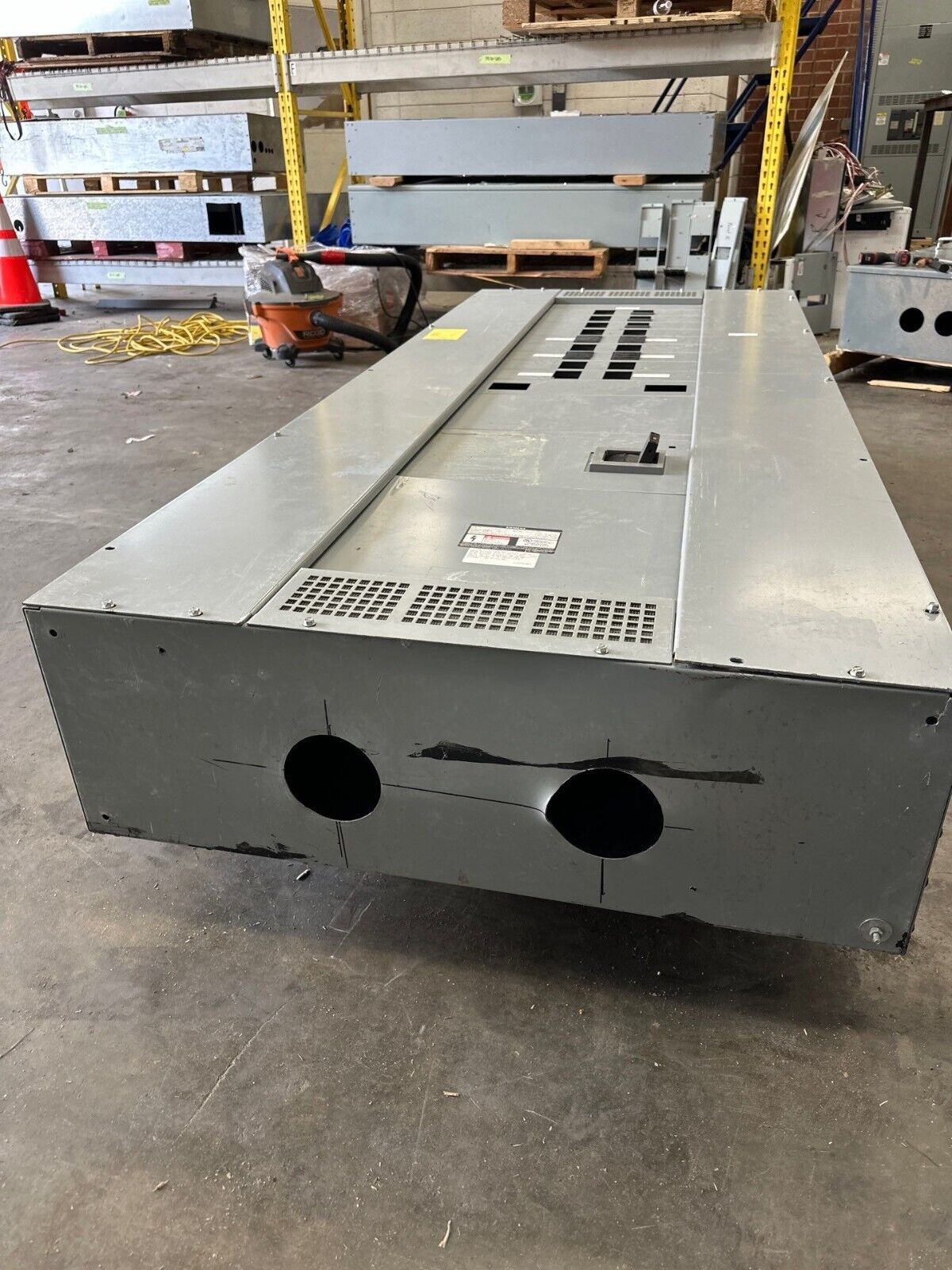 Siemens S5C90M6800ABS S5 Panelboard 800A 208/120V 3PH Indoor Encl MCB MD63F800 P503 Used