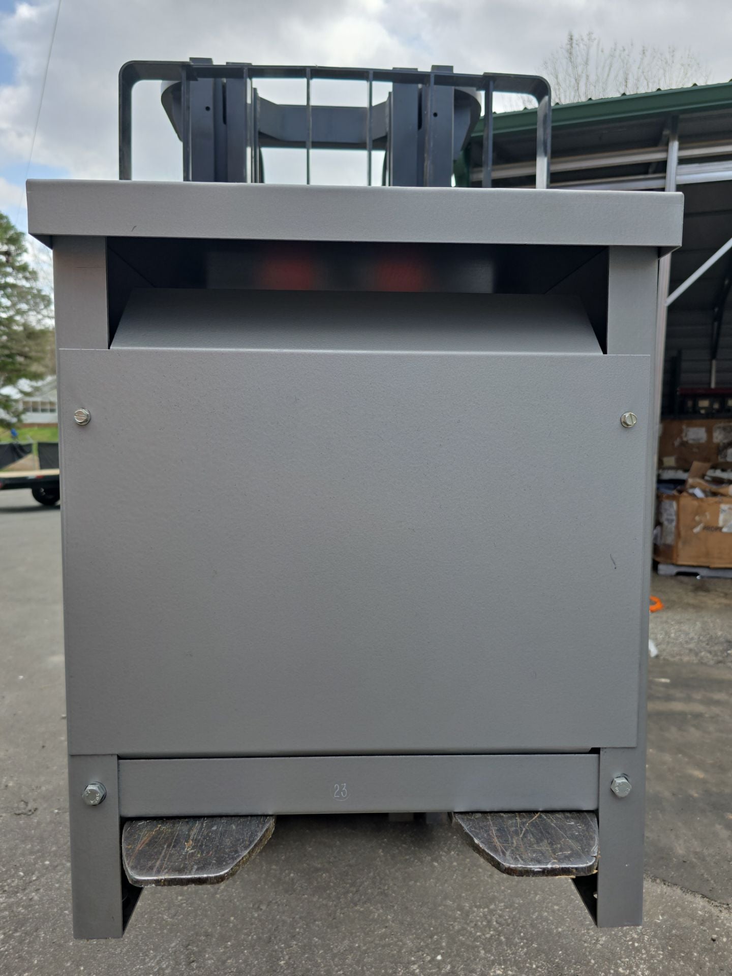 15KVA Dongan 43-15-2698SH Transformer Pri 240V Sec 480Y/277V 3PH 3R Encl Used