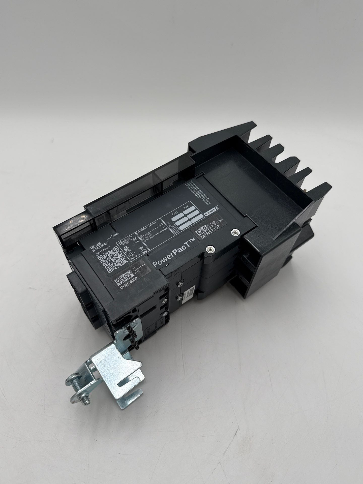Square D BGA36045 I-Line Circuit Breaker 45A 3P 600V PowerPact 45 Amp 3 Pole New