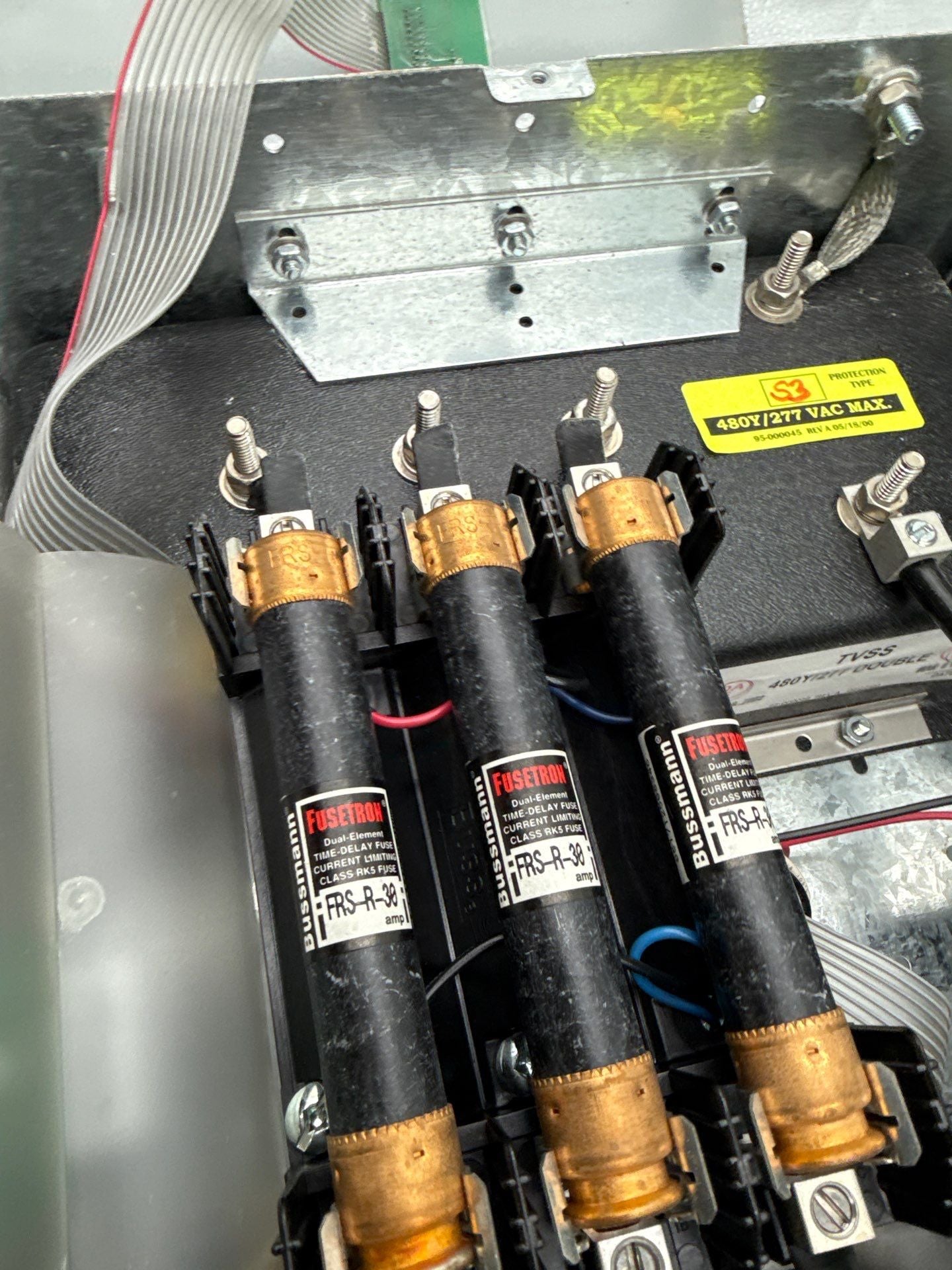 Eaton CPSS3480YSRTCA Transient Voltage Surge Suppressor 480/277V 3PH 4W Used