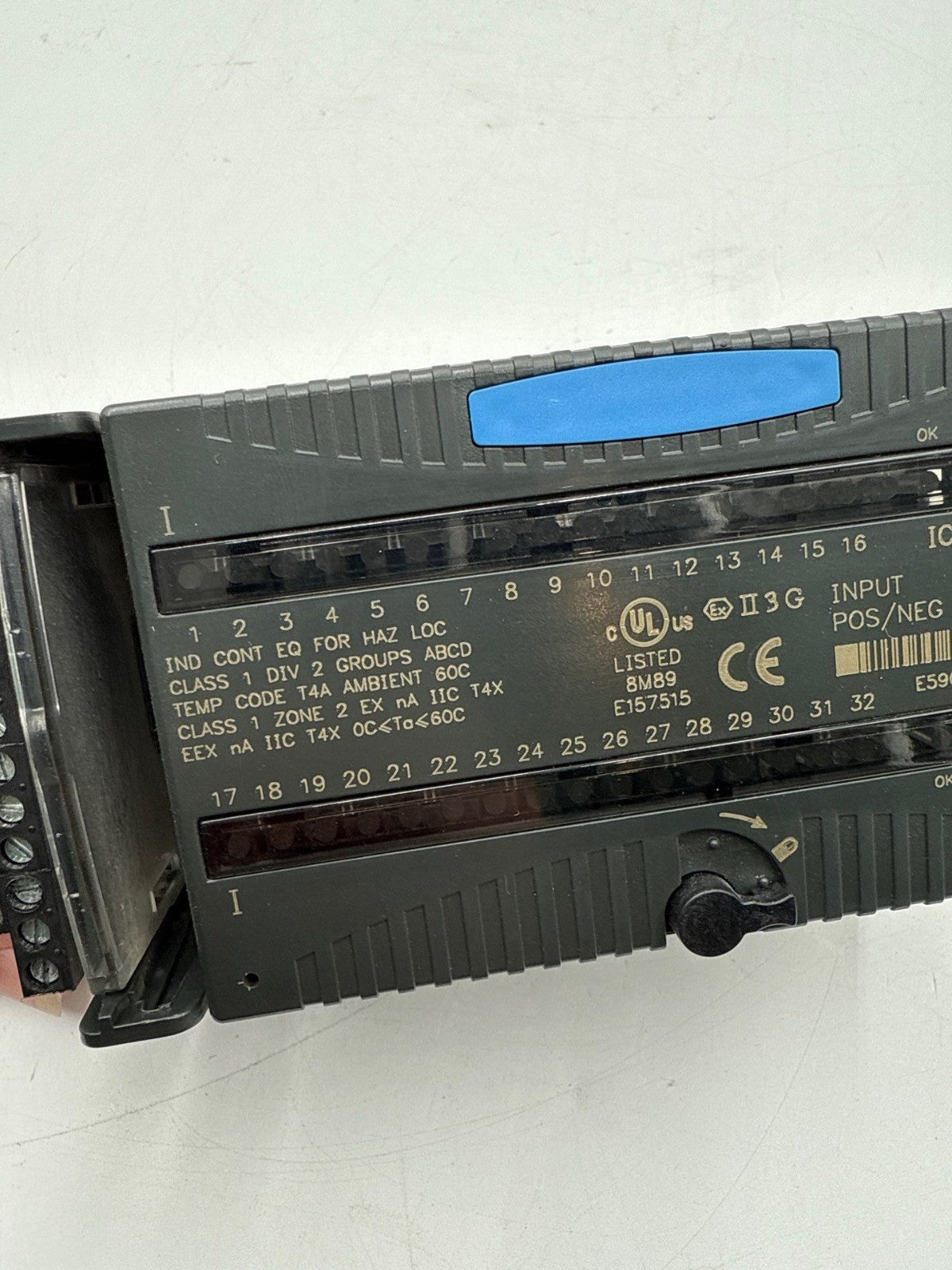 GE Fanuc IC200MDL650G VersaMax Input Module 24VDC 32 Point With Base Used