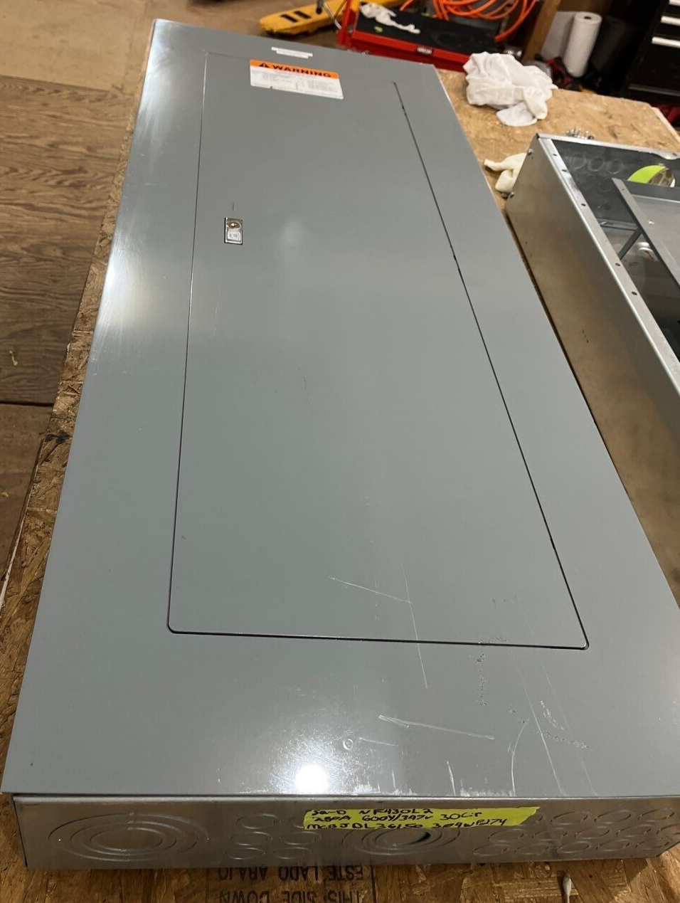 Square D NF430L2 NF Panelboard 250A 600Y/347V 3PH 4W 30 Cir Main JDL36150 MCB P274 Used