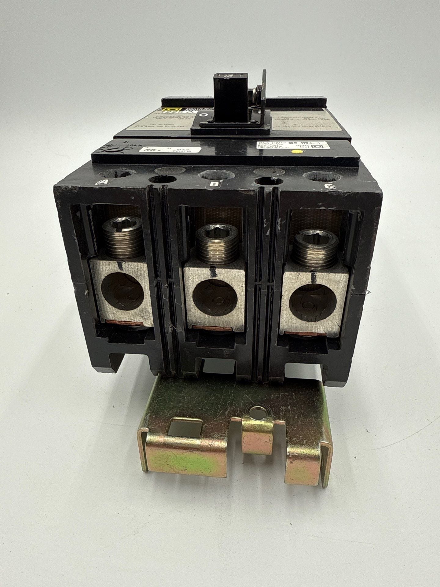 Square D KC34225 I-Line Circuit Breaker 225A 3P 480V KC 225 Amp 3 Pole Used