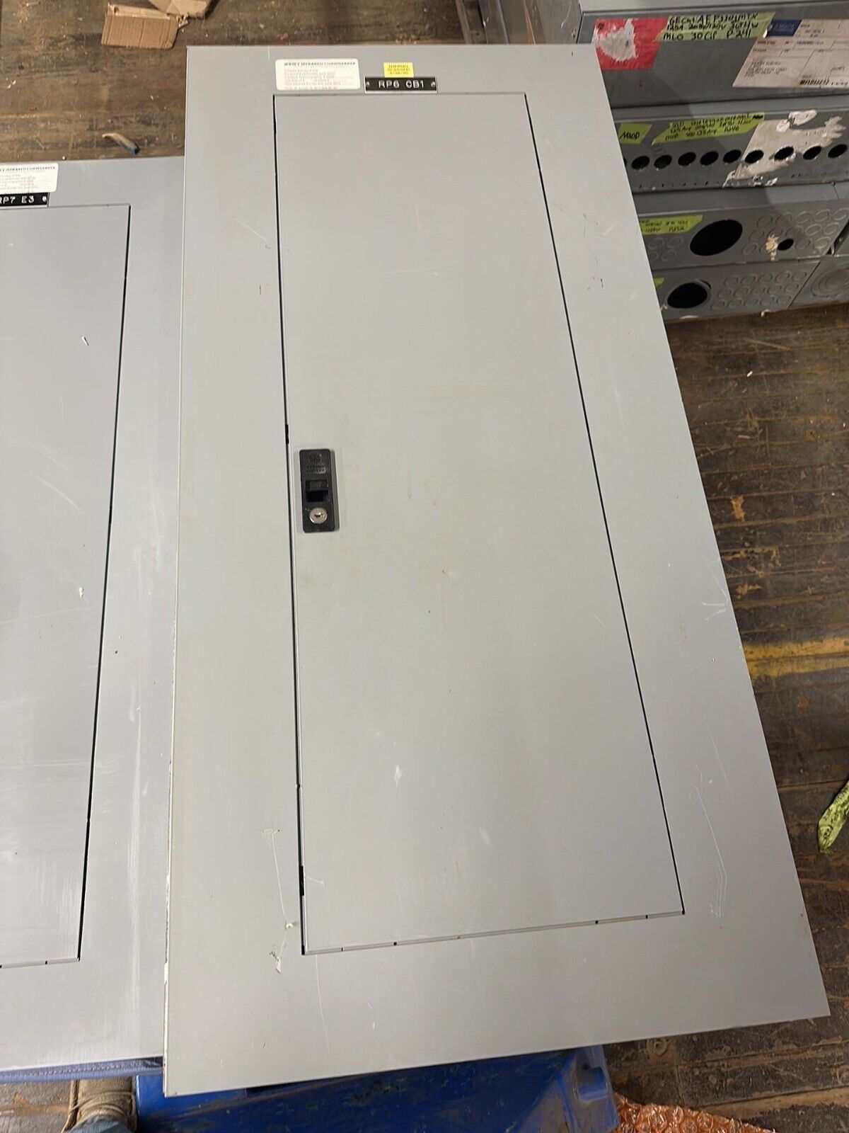 GE AQF3421MBX Panelboard 125A 208Y/120V 3PH 4W 42 Circuit Main Lug MLO 125 Amp P008 Used