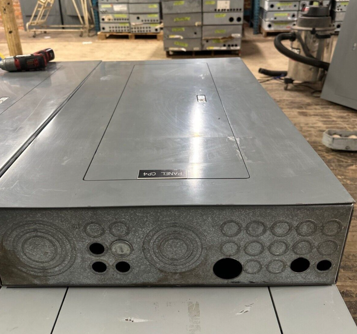 SQUARE D NQOD442L225 MLO Panelboard 225A 208Y/120V 3P 4W Main Lug 42 Circuit P297 Used