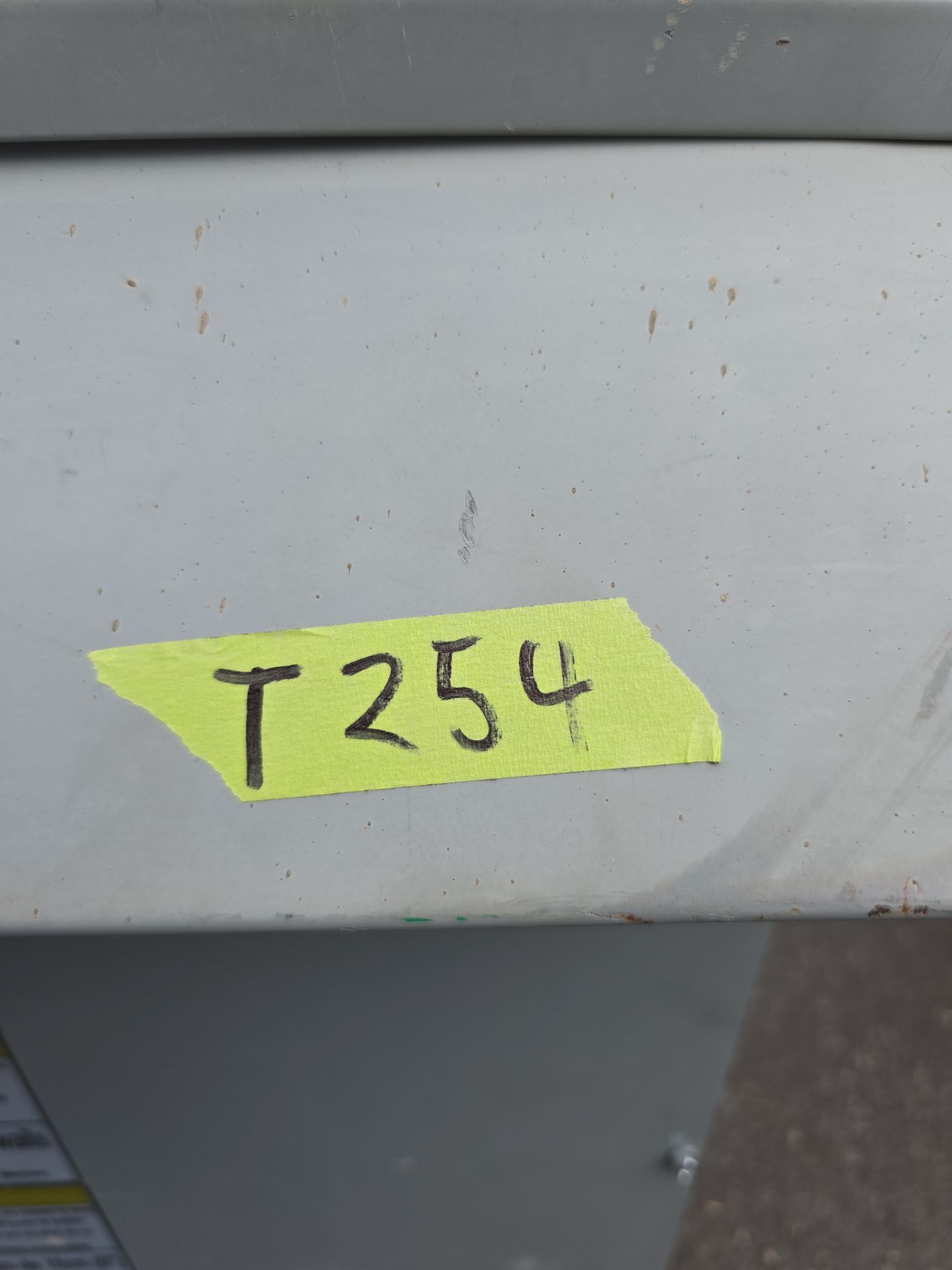 45KVA Siemens 3F3Y045TP1DS Transformer Pri 480V Sec 208/120V 3PH 3R Encl Used