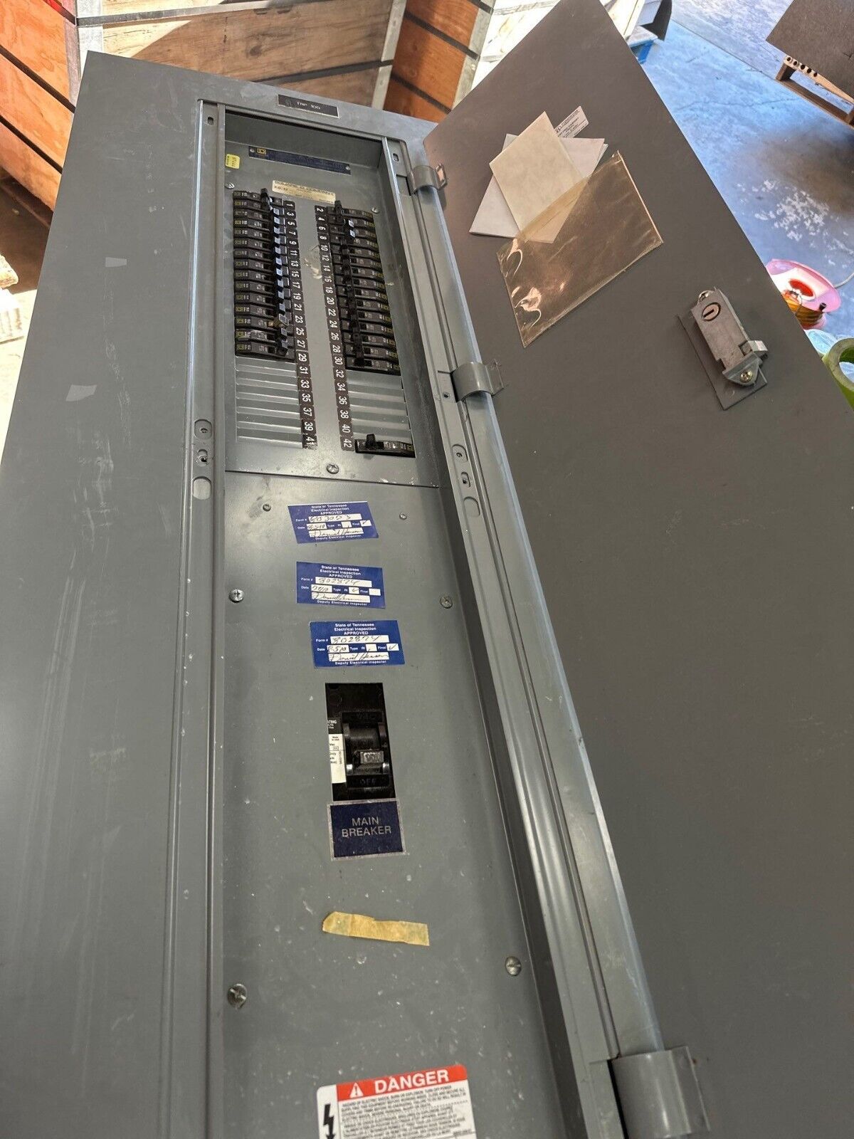 Square D NQOD442M225 Panelboard 225A 208Y/120V 3PH 42Cir 4W Indoor MCB Q2L3150 P342 Used