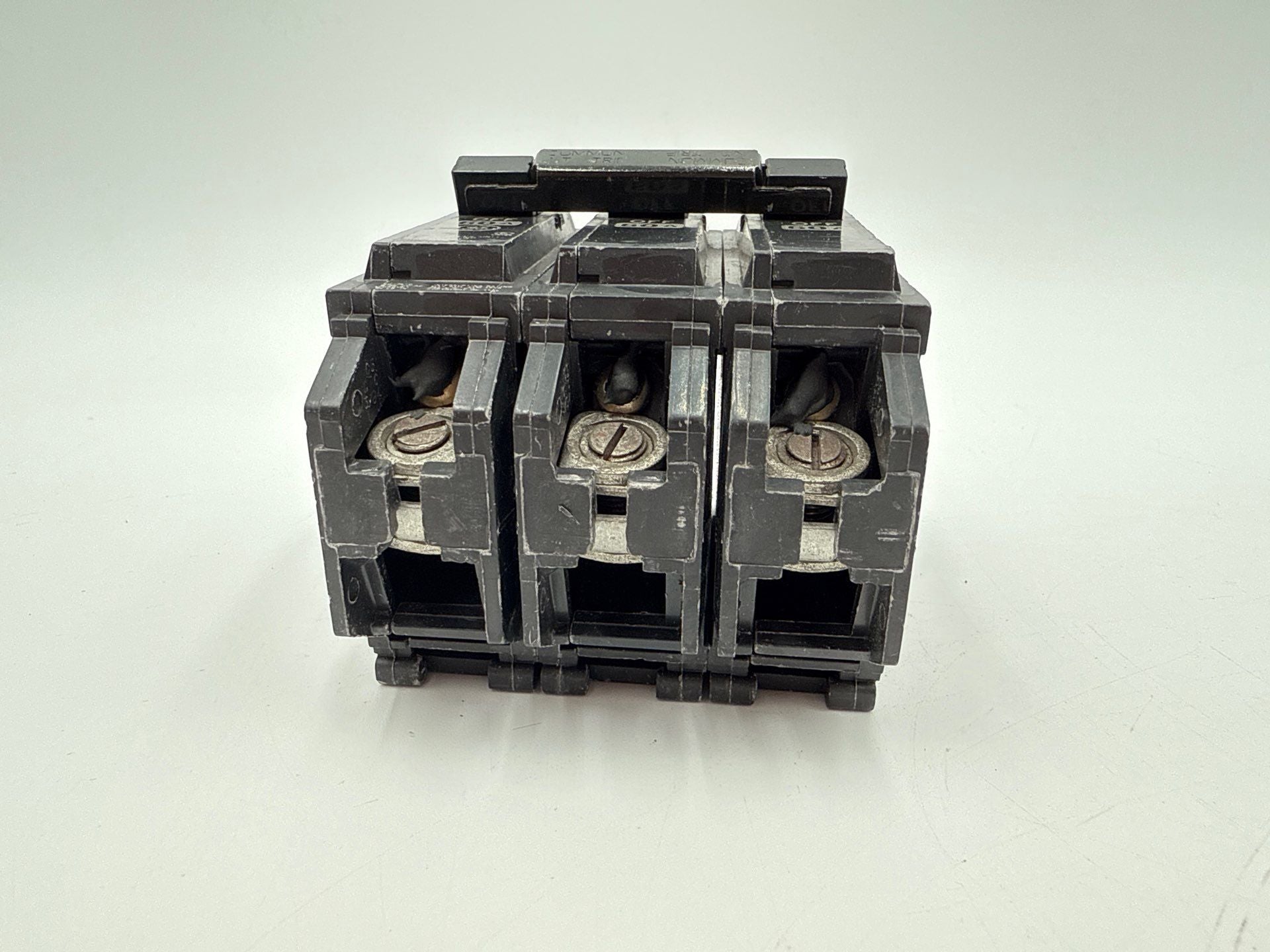 GE THQL32060 Plug On Circuit Breaker 60A 3P 240V THQL 60 Amp 3 Pole Used