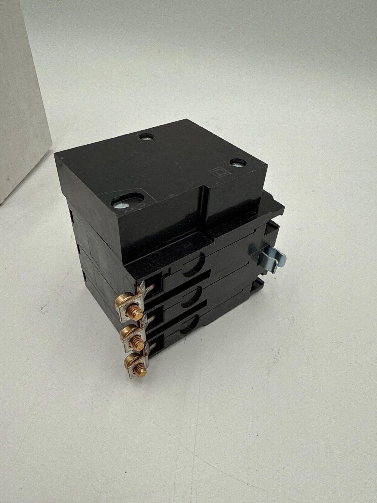 Square D QOB320VH1021 New