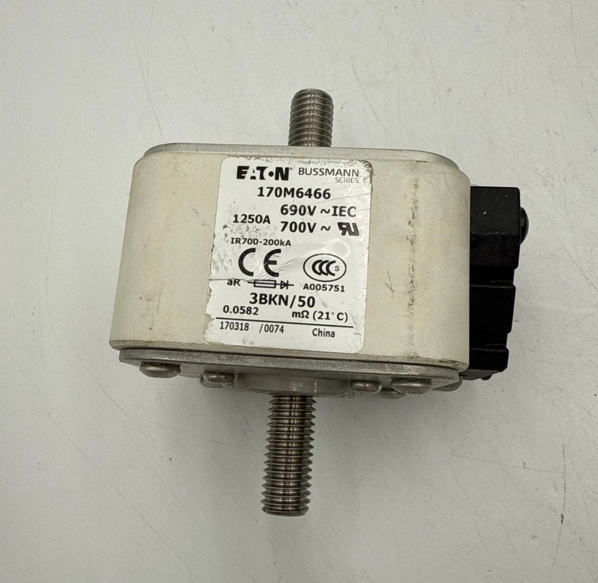 Eaton 170M6466 Fuse Link 1250A 690V 3BKN/50 1250 Amp High Speed 200kA Size 3 Used