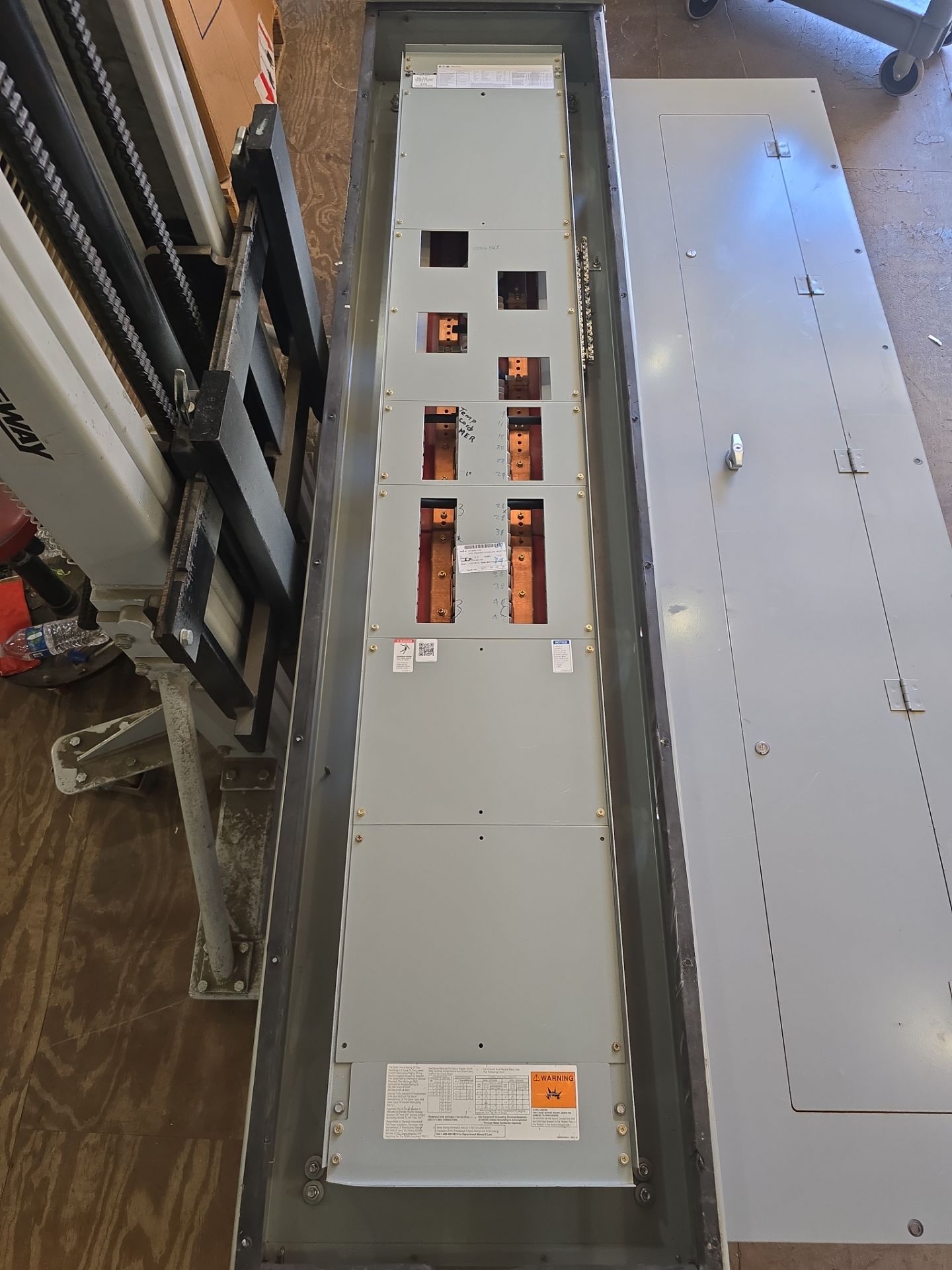 Eaton PRL3A Panelboard 600A 208Y/120V 3PH 4W MLO 3R Encl Outdoor Used