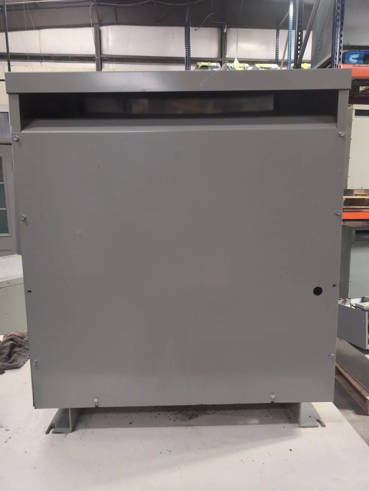 75KVA GE 9T23B3874 Transformer Pri 480V Sec 208/120V 3PH Type QL Indoor Encl Used