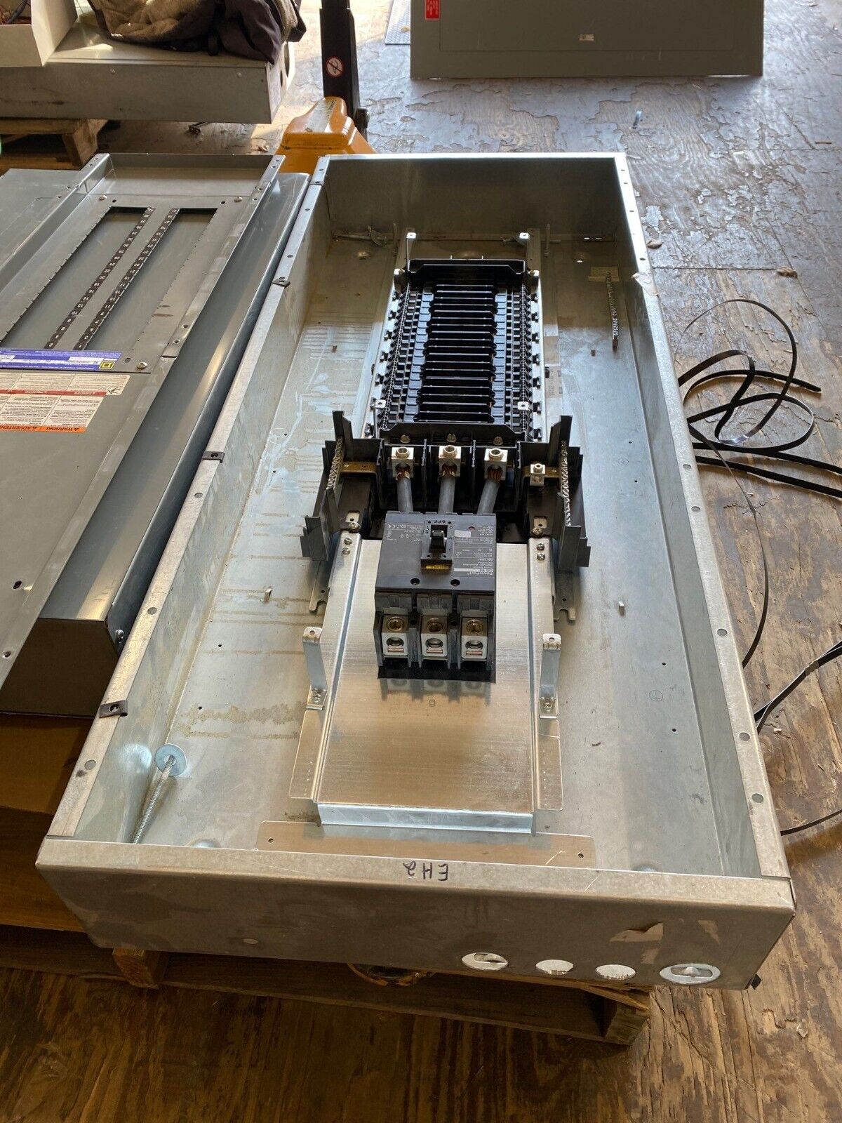 Square D NQ Panelboard 80A 208Y/120V 3PH 4W 42 Circuit Indoor Encl MCB QBL32080 P647 Used