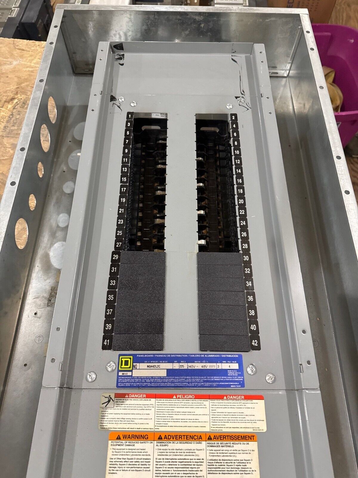 Square D NQ442L2C NQ Panelboard 225A 240V 3PH 4W 42 Cir Indoor Encl MCB QJL32150 P655 Used