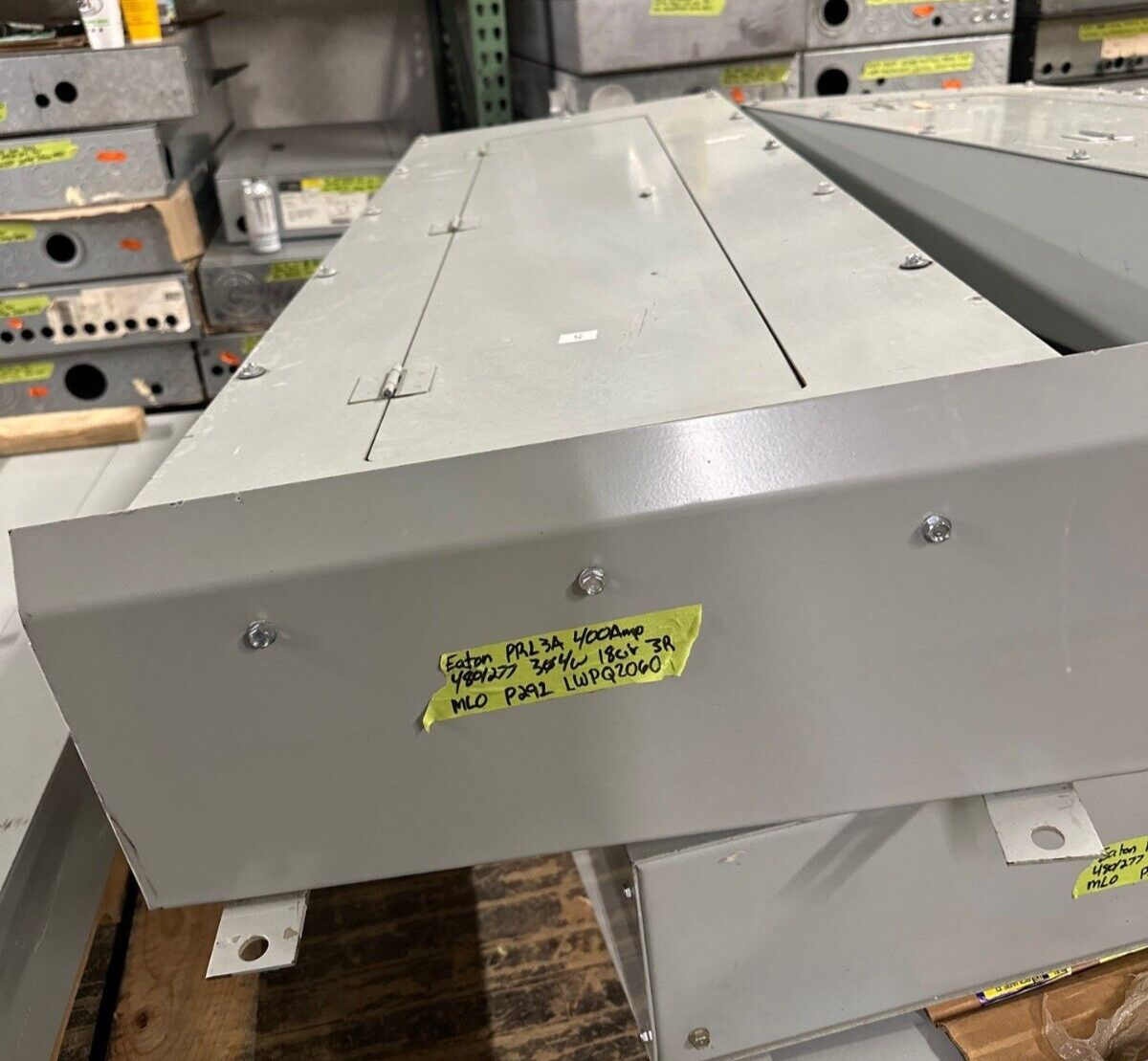 Eaton PRL3A Panelboard 400A 480Y/277V 3PH 4W Main Lug MLO 18 Cir 3R Outdoor Encl P291 Used