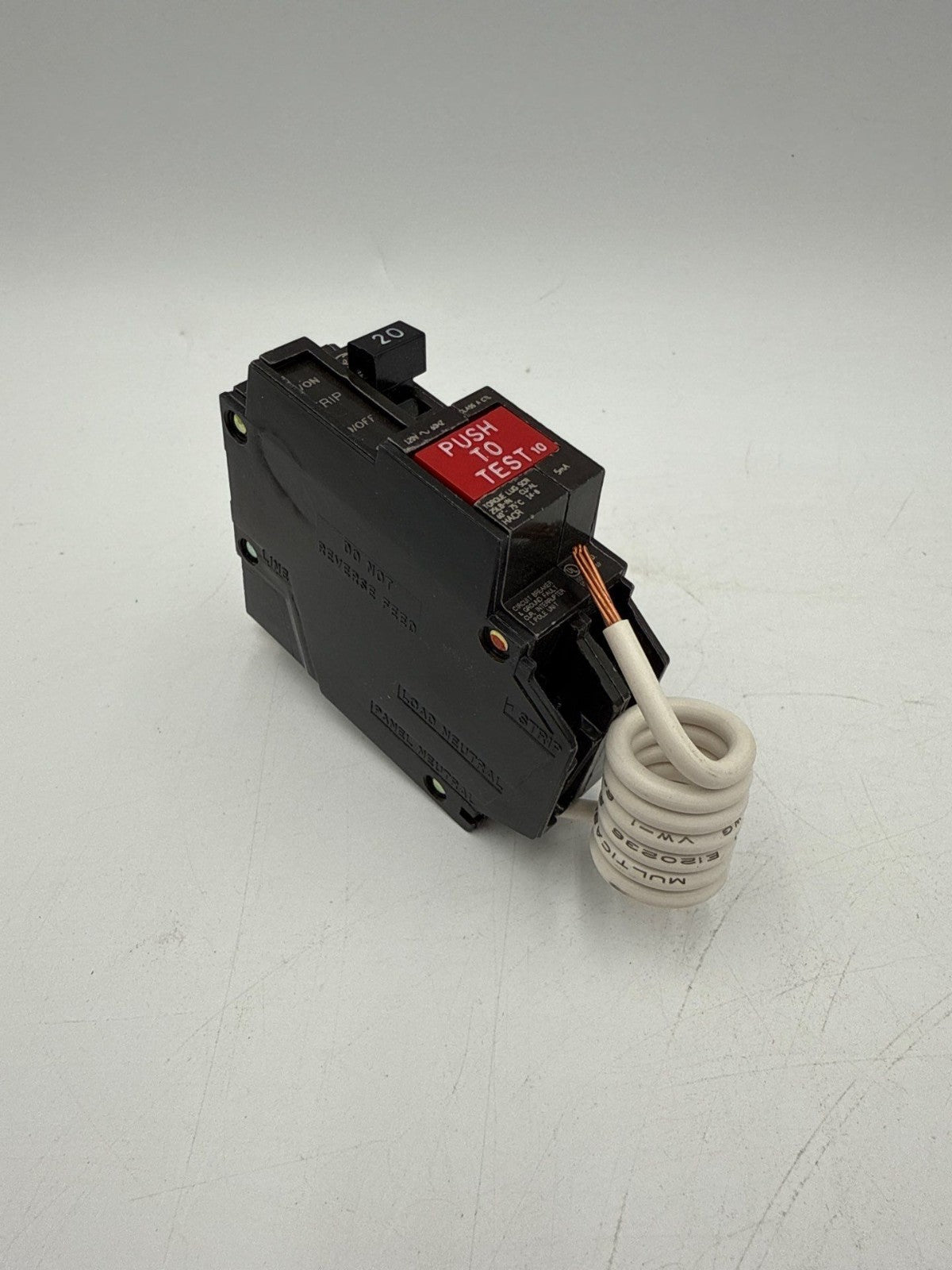 GE THQB1120GF Bolt On Circuit Breaker 20A 1P 120V THQB 20 Amp 1 Pole GFCI New