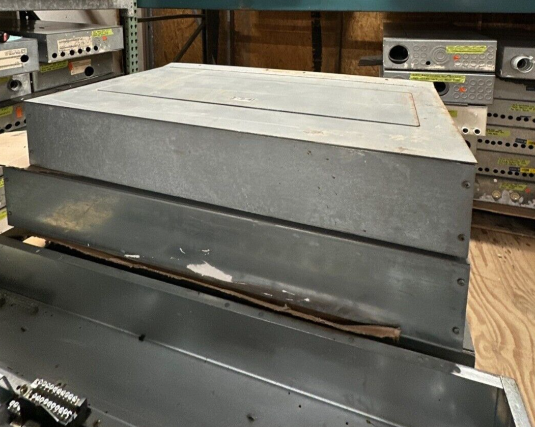 SQD NQOD442L225CU Panelboard 225A 208Y/120V 3PH 4W 42 CIR 225 Amp MLO Main Lug P308 Used