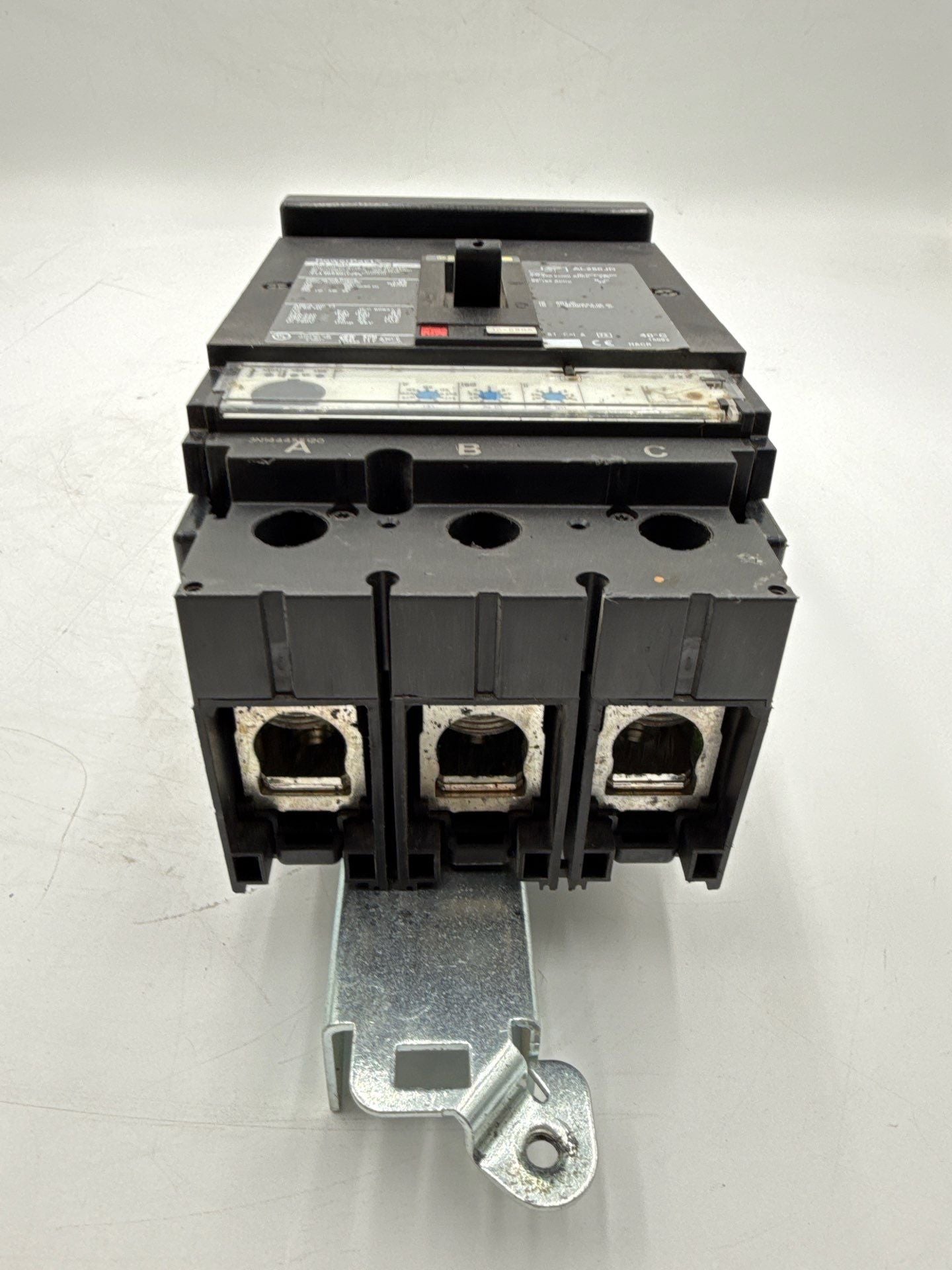 Square D JJA36250U33X I-Line Circuit Breaker 250A 3P 600V JJA 250 Amp 3 Pole Used