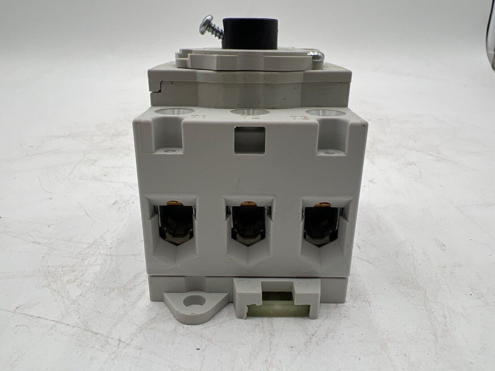 Bendikt and Jagar LTS63VHN4A3 New