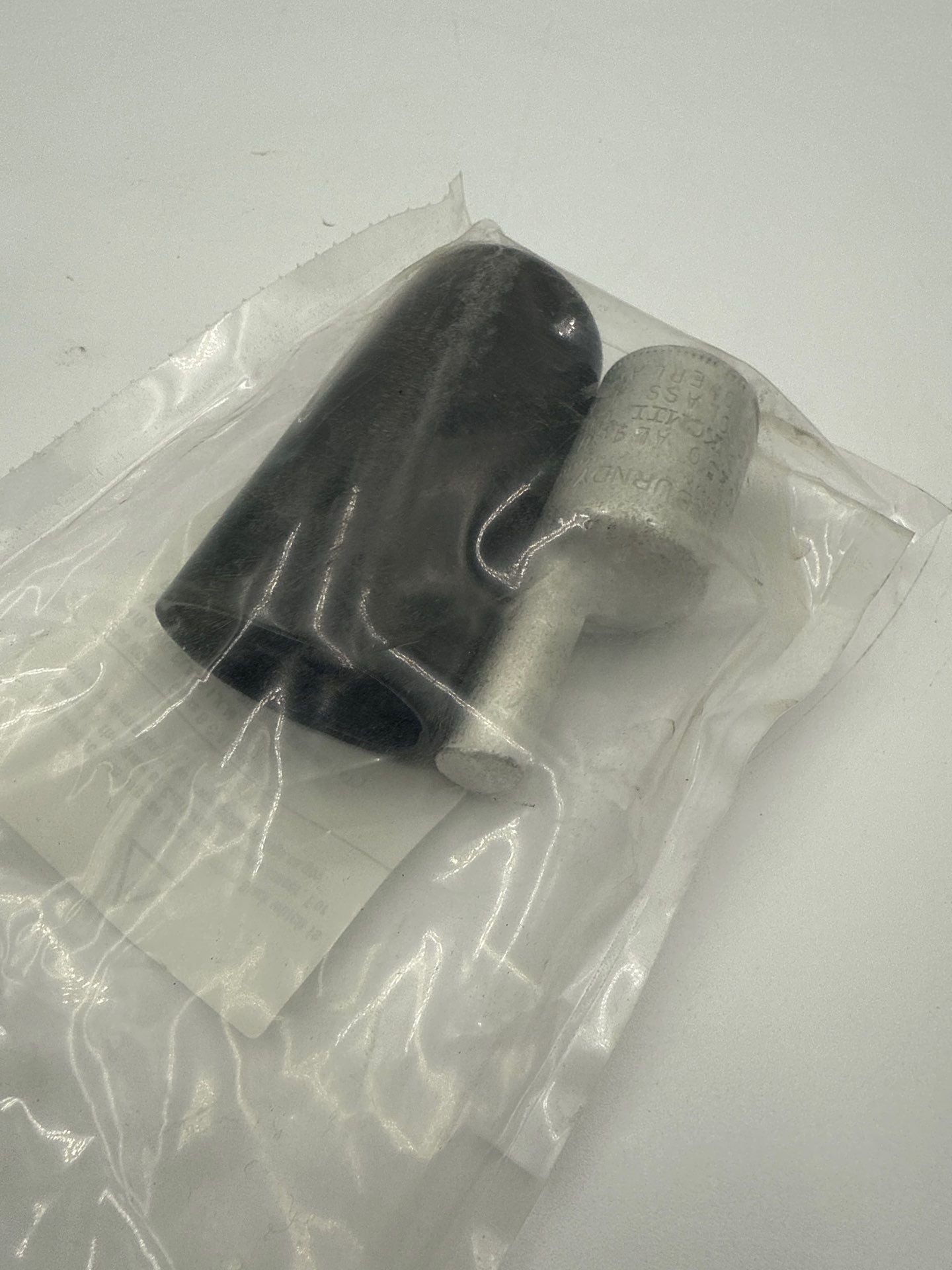 Burndy AYPO250 Offset Plug AYPO Aluminum Hyplug 250KCMIL 4/0 AWG New