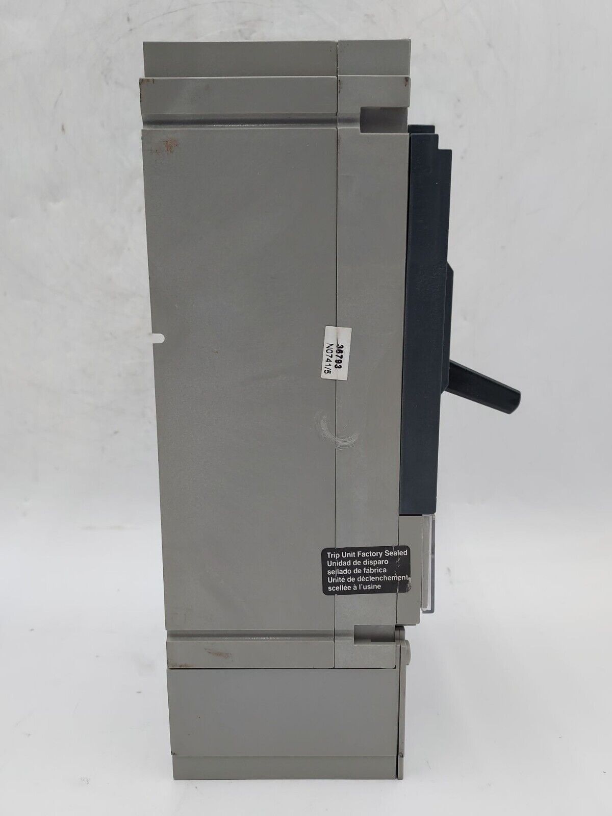 Square D DGL36400E20 Used