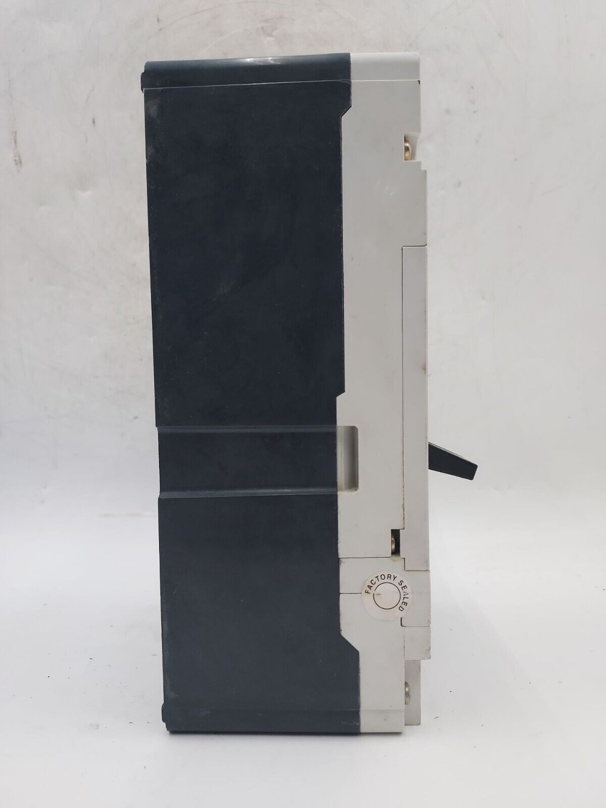 Eaton LGH3630ONN Used