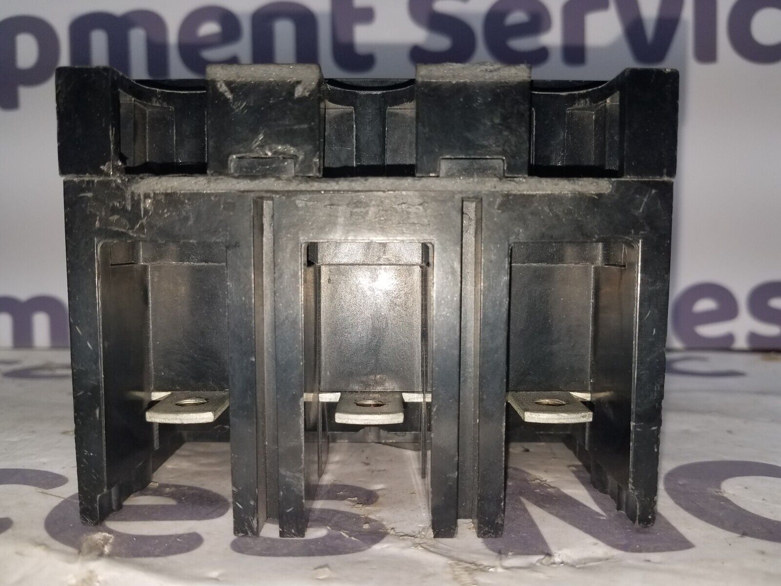 Thomas & Betts FS340015A Used