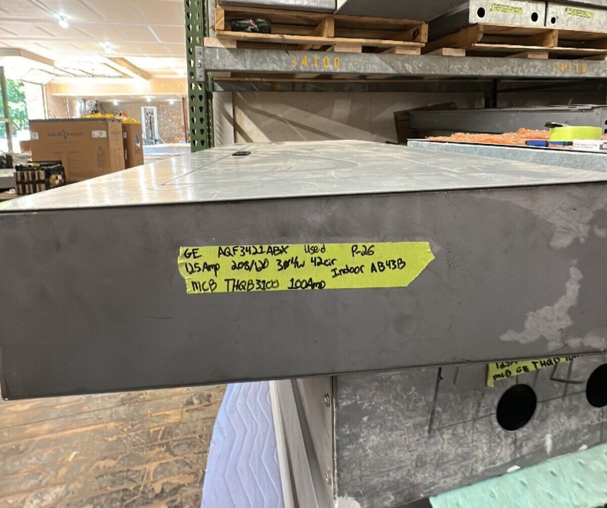 GE AQF3421ABX Panelboard 125A 208Y/120V 3PH 4W 42 CIR Indoor MCB Main THQB32100 P026 Used