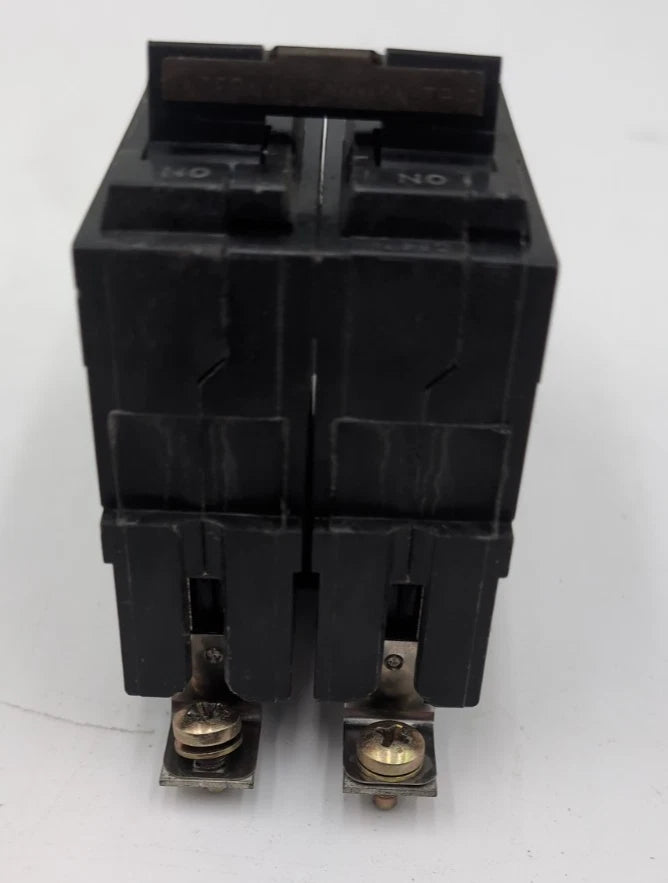 GE THHQB2140 Circuit Breaker 40A 2P 120/240V THQB Bolt On 40 Amp 2 Pole 22kA Used