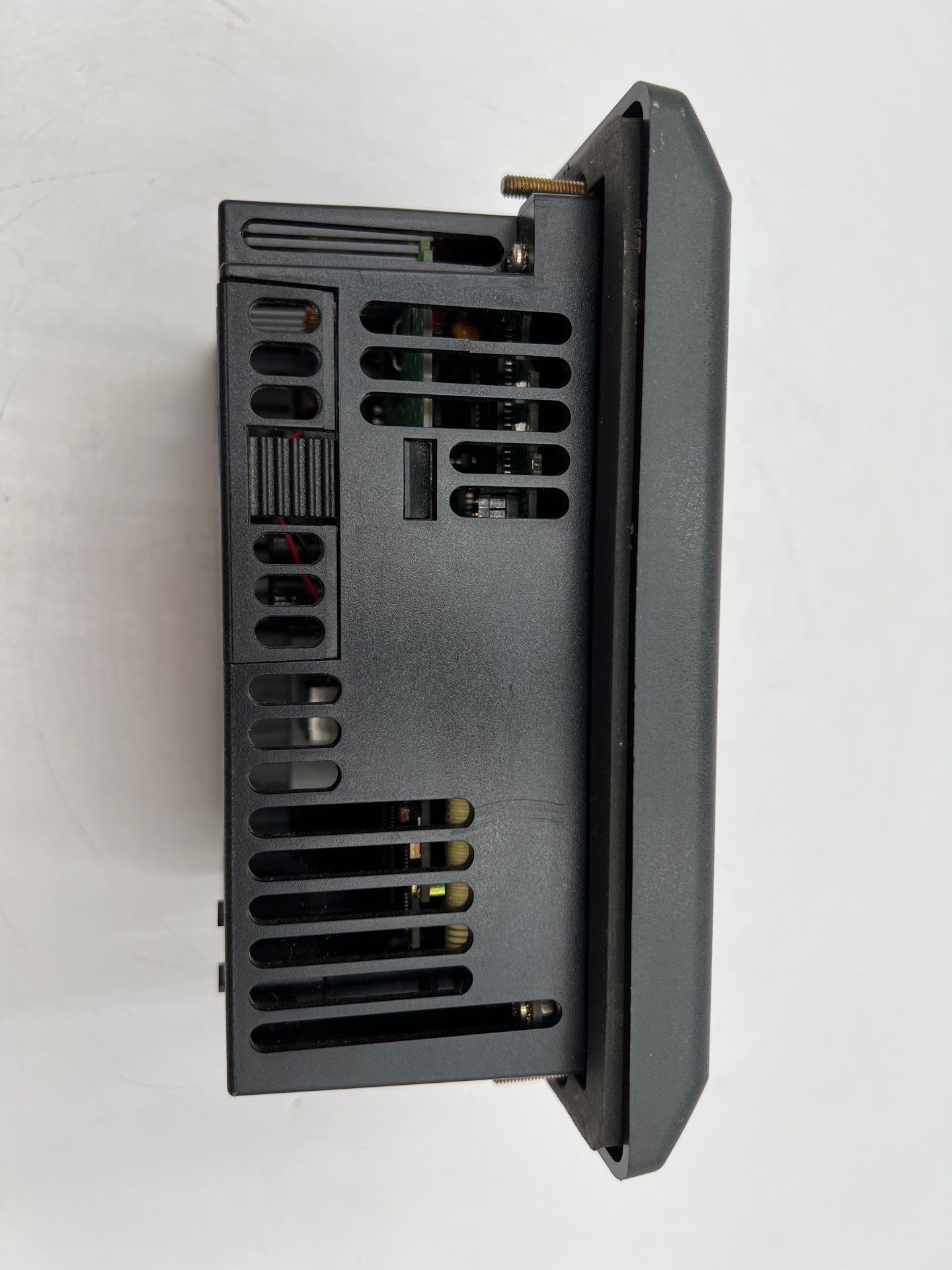 Allen Bradley 2711-T5A20L1 New