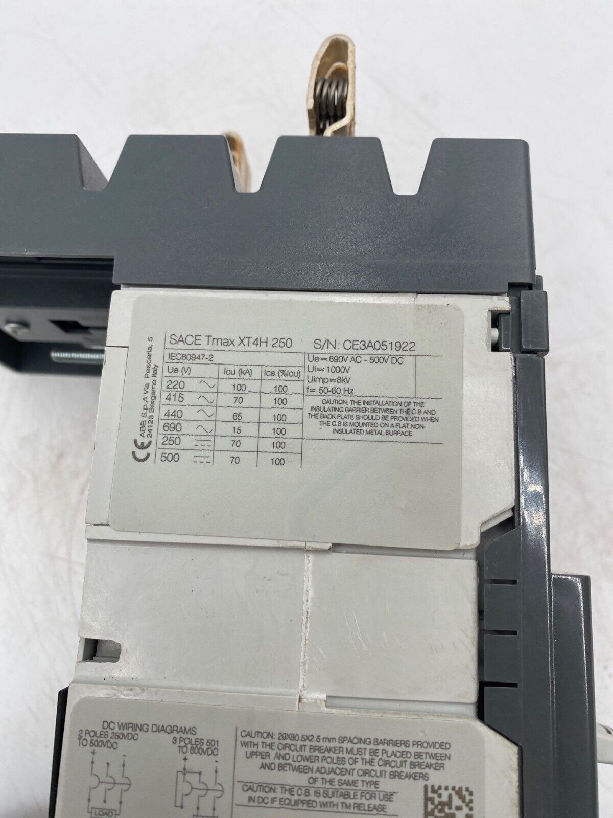 ABB XT4HU3200AYJ000XXX New