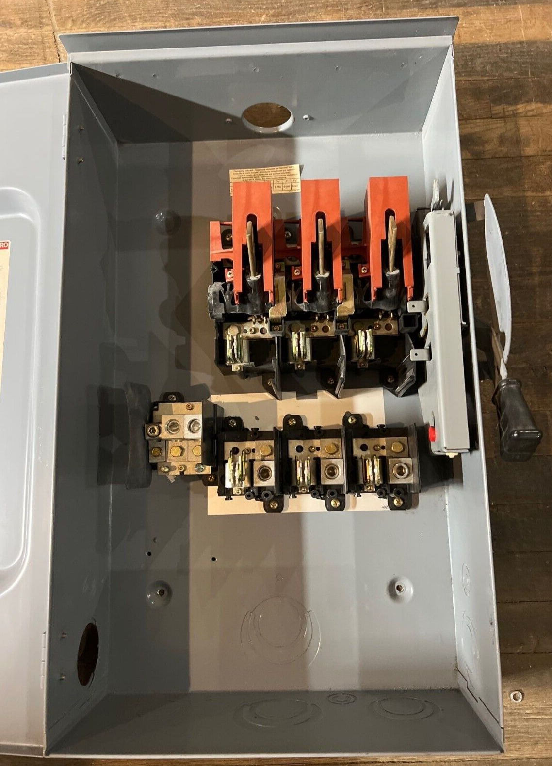 Square D D324NRB Used