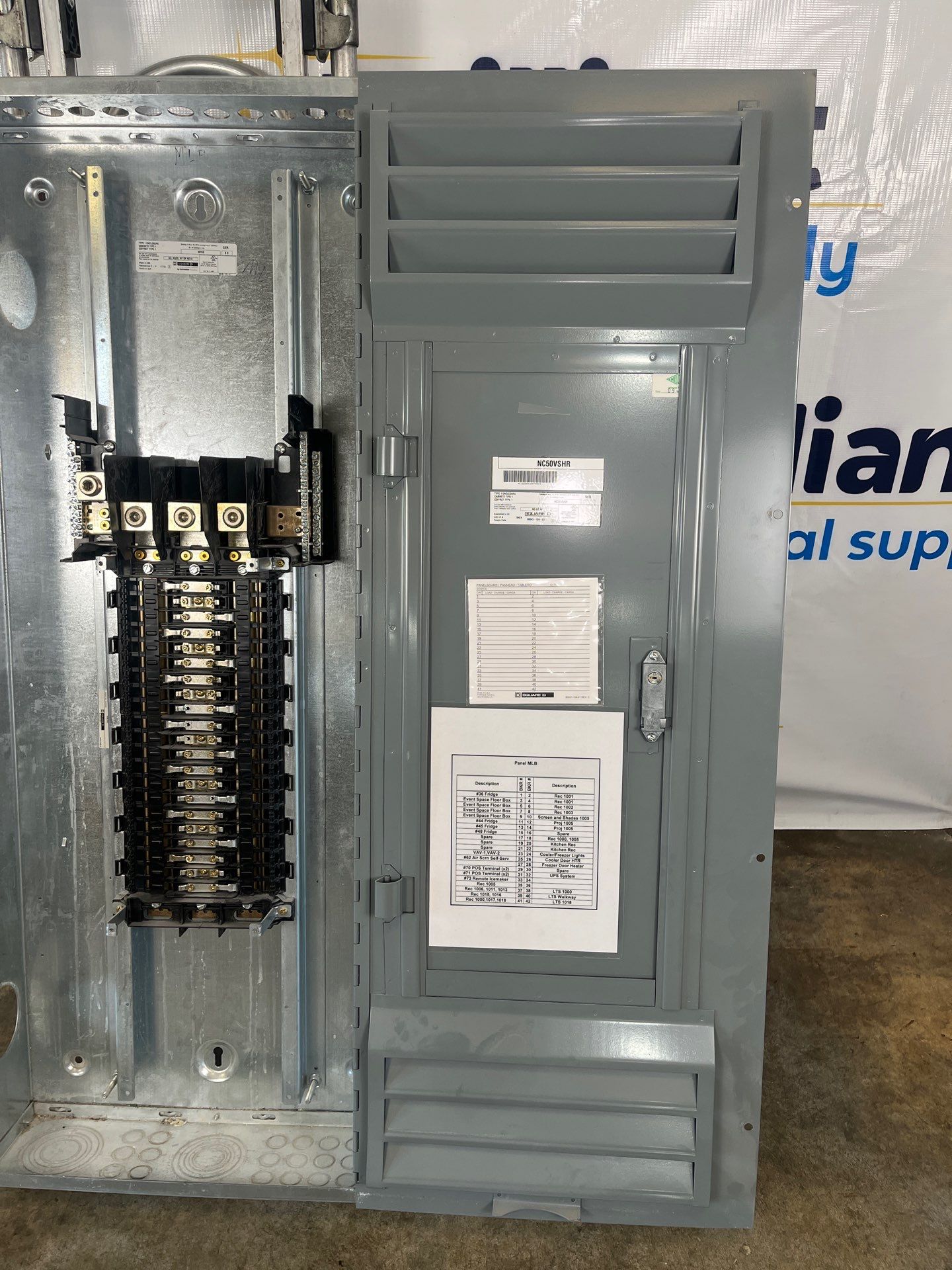 Square D NQ Panelboard 400A 208/120V 3PH 4W MLO 42 Circuit Indoor Encl MH50 Used