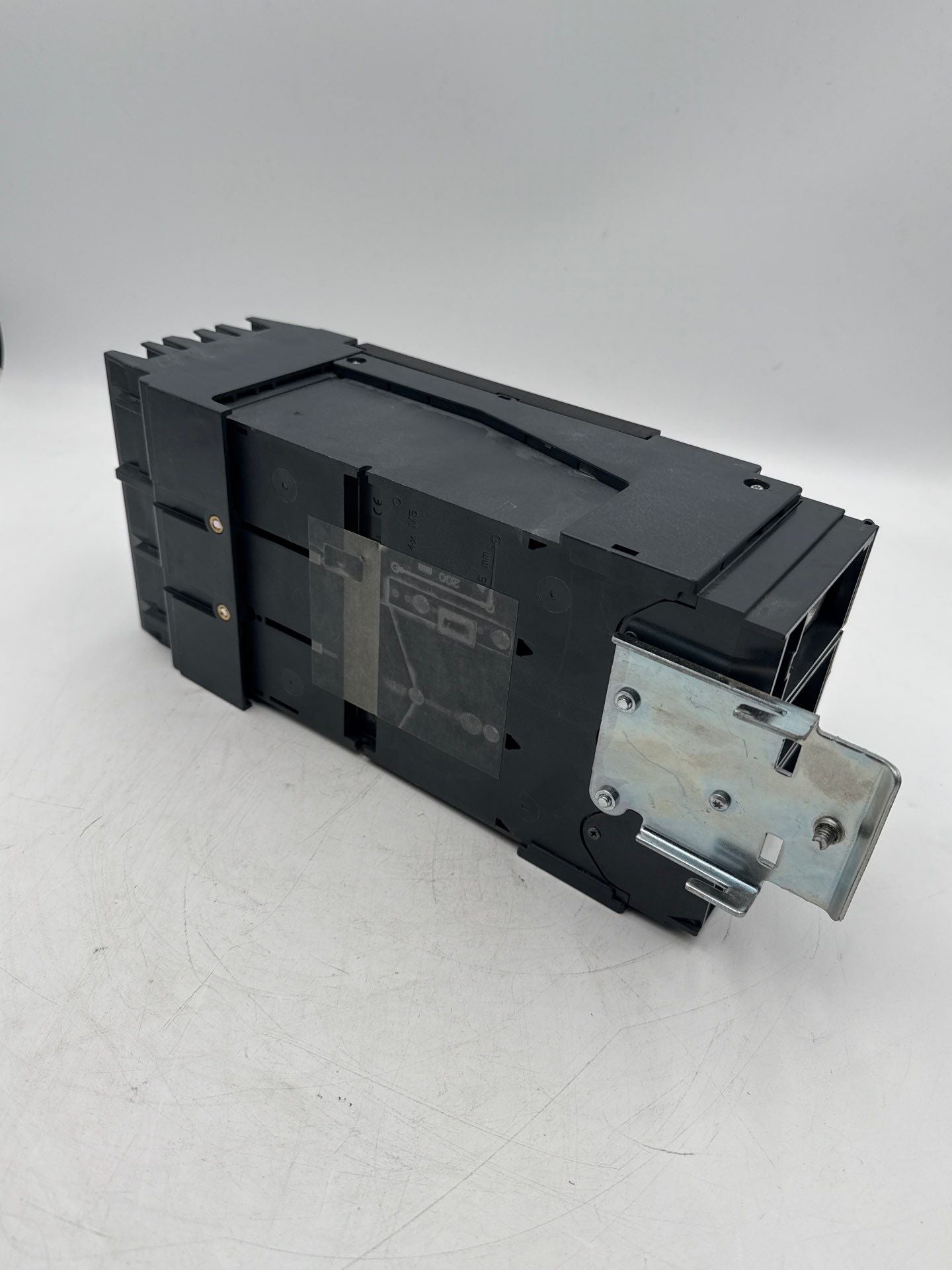 Square D LGA36400U31X I-Line Circuit Breaker 400A 3P 600V LGA 400 Amp 3 Pole Used