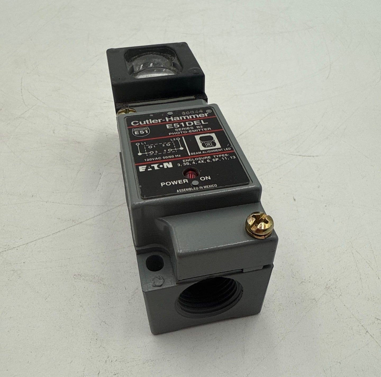 Cutler Hammer E51DEL Thru-Beam Head & Body Photoelectric Switch New