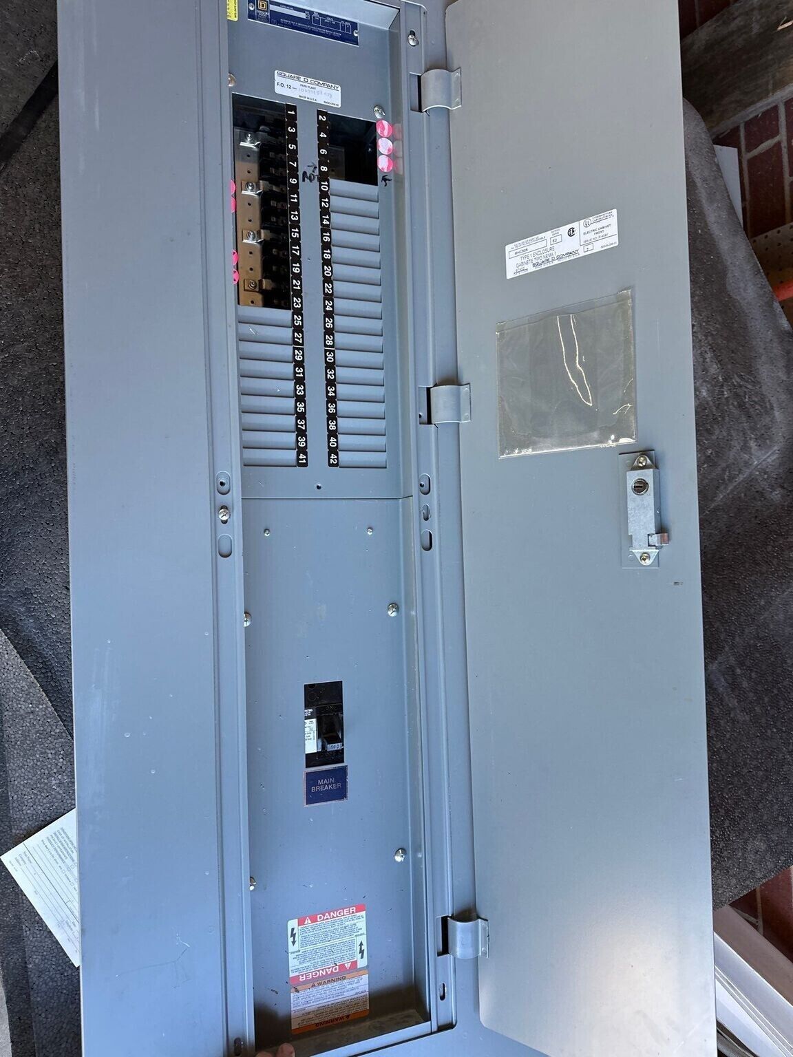 Square D NQOD Panelboard 100A 208Y/120V 3PH 4W MCB Main Q2L3100 42 CIR NEMA 1 P319 Used