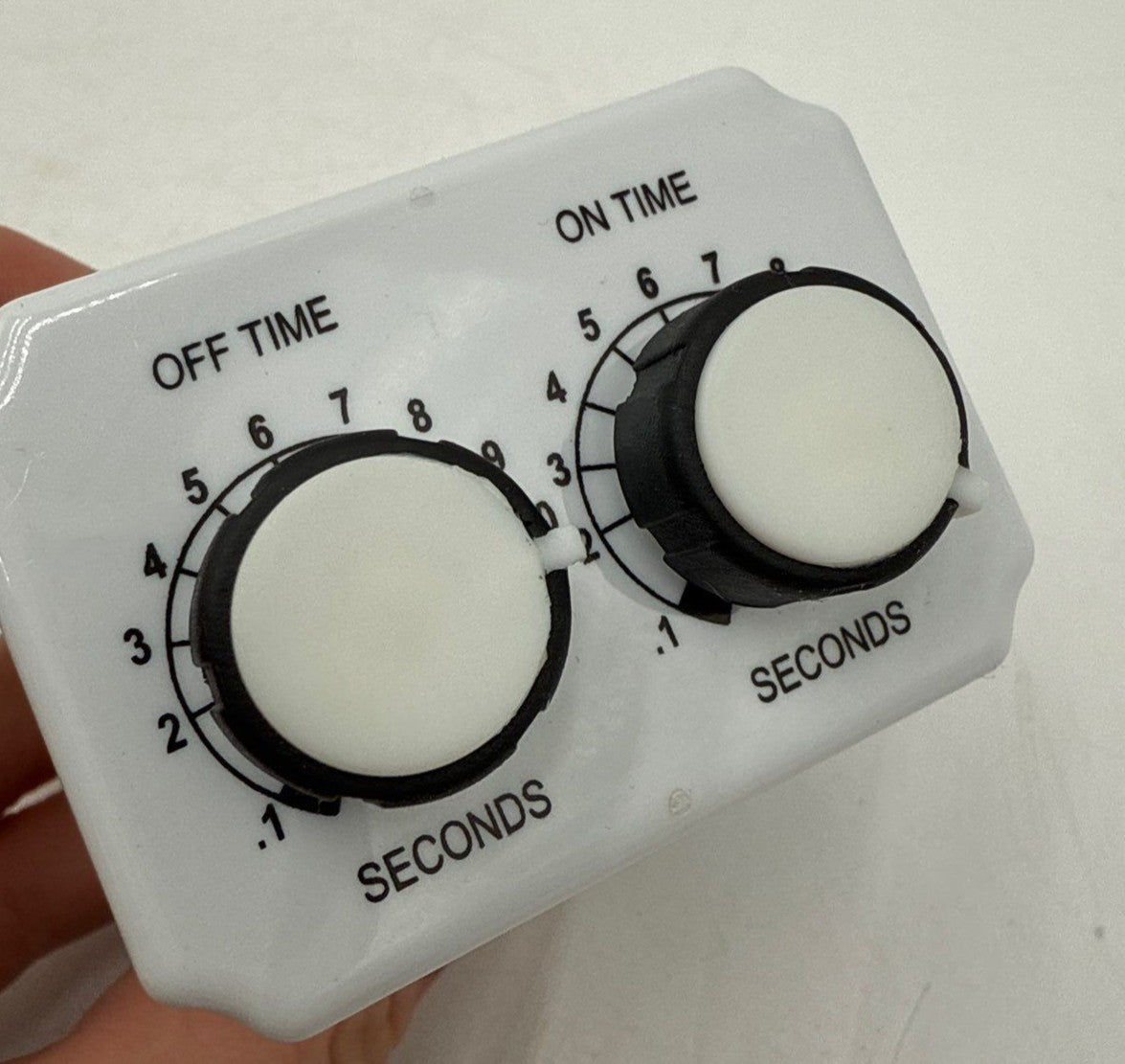 Dayton 1EGD1 Timer DPDT Time Delay Relay 0-10SEC 8 PIN 10A 120V New