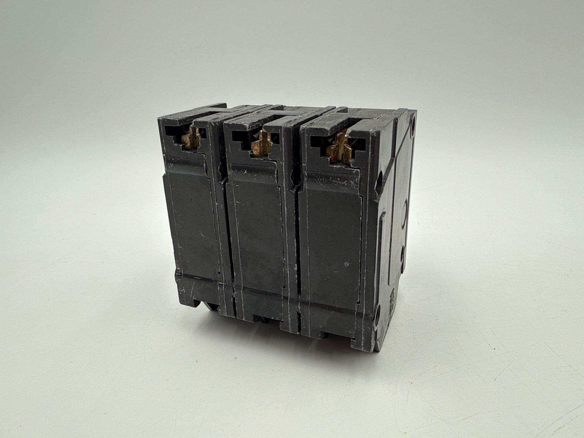 GE THQL32060 Plug On Circuit Breaker 60A 3P 240V THQL 60 Amp 3 Pole Used