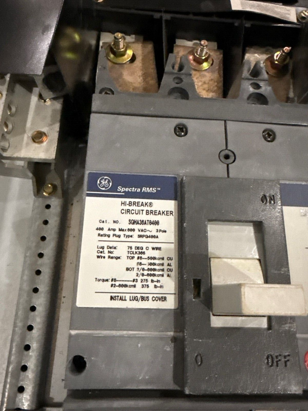 GE AEF3424KBX Panelboard 400A 208/120V 3PH 4W 42Cir Indoor Encl MCB SGHA36AT0400 P240 Used