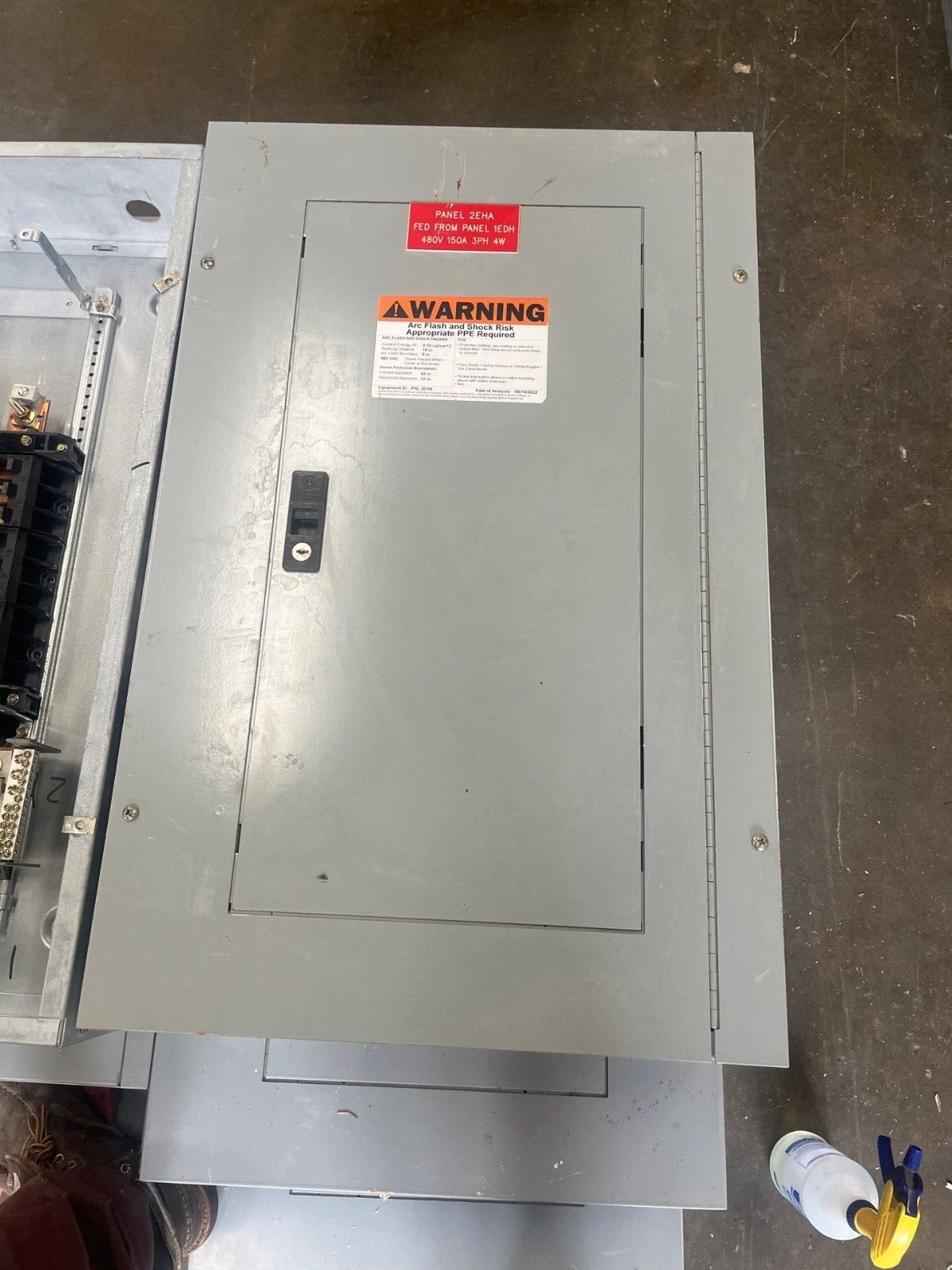 GE AEF3181MTX Panelboard 125A 480/277V 3PH 4W Indoor Encl MLO 125 Amp 18 Circuit P604 Used