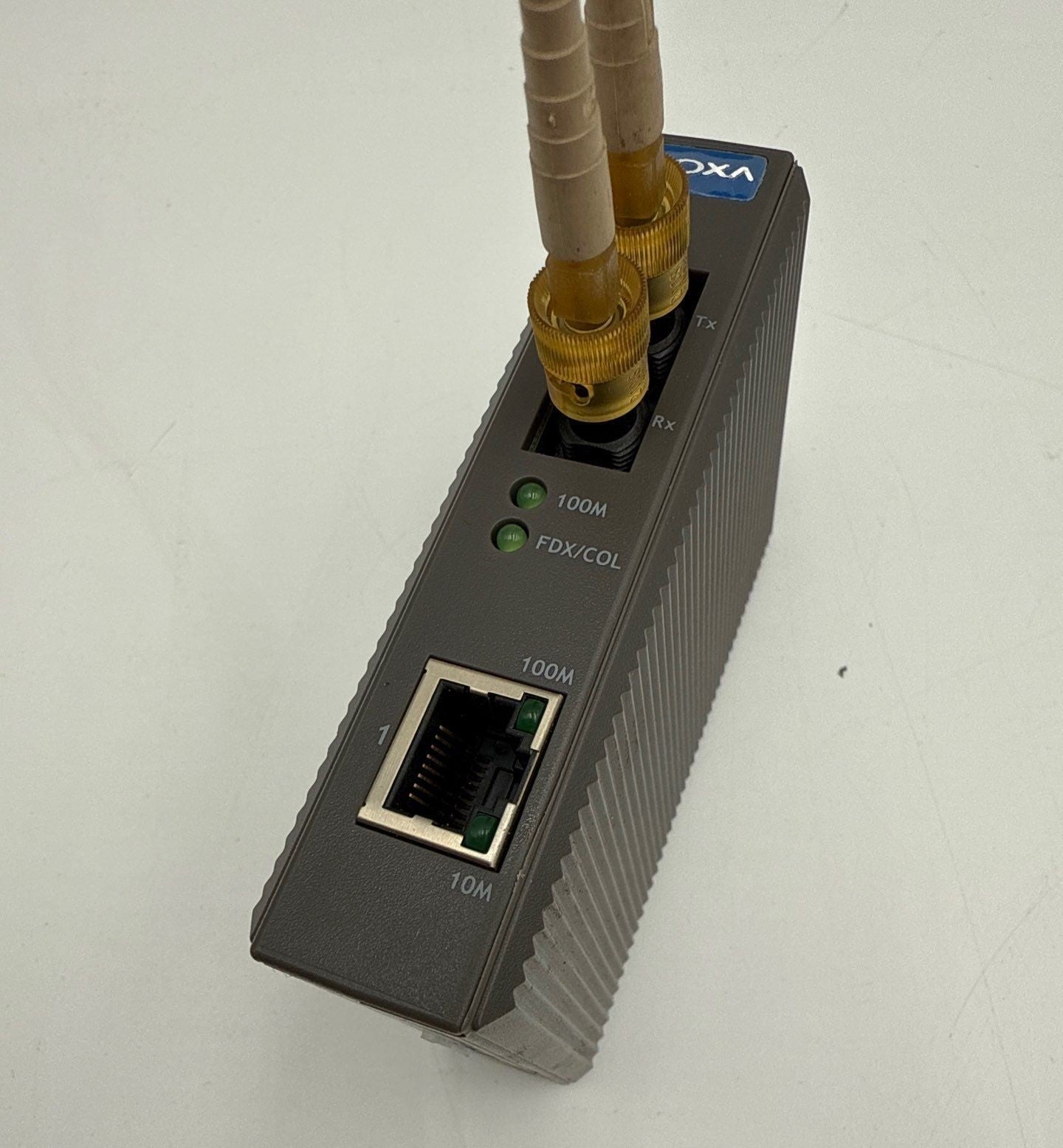 MOXA IMC-21-M-ST Ethernet to Fiber Media Converter Rev 2.0 IMC21MST Used