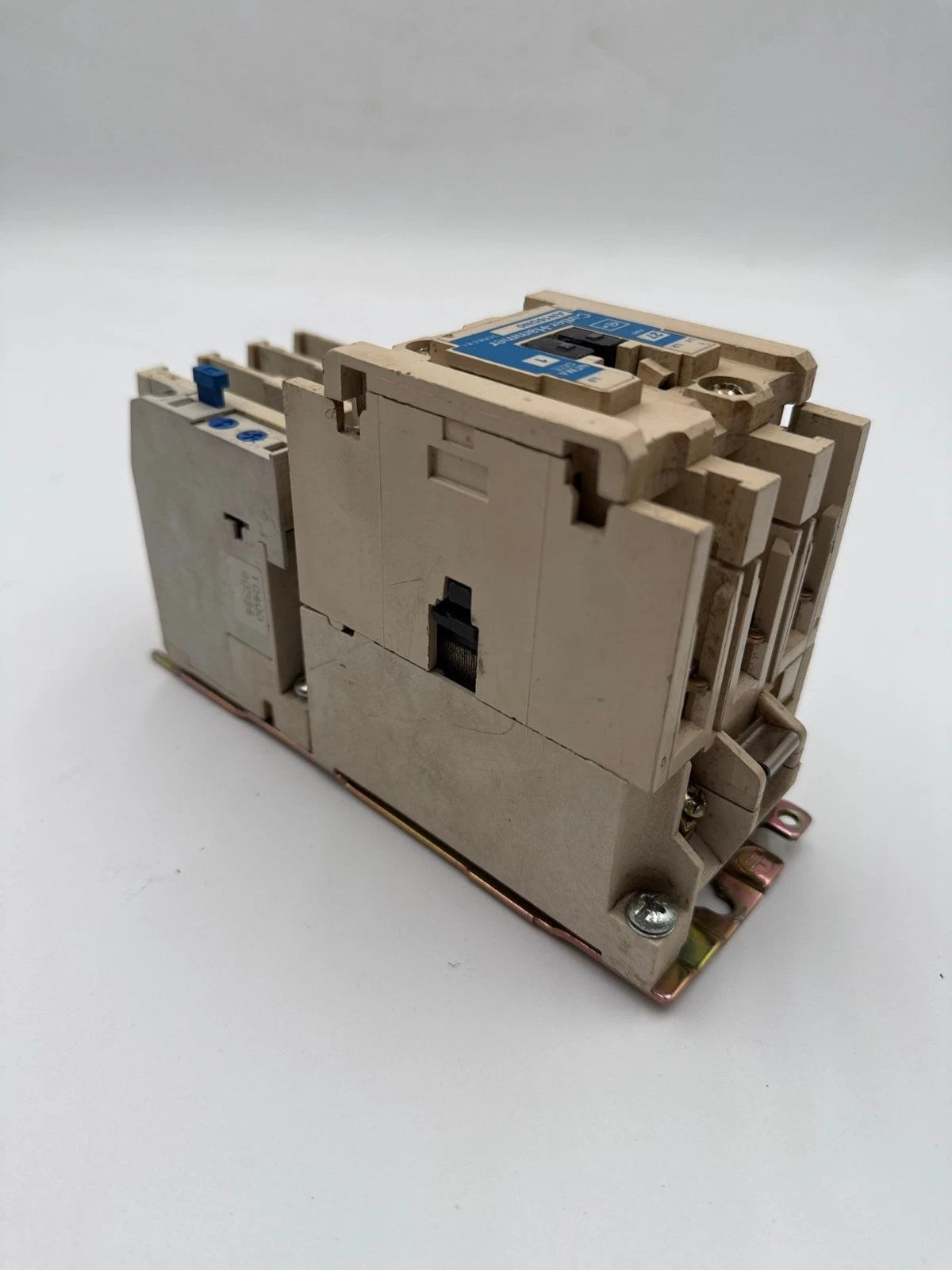 Cutler Hammer AN16DN0 Starter NEMA Size 1 27A 3P Coil 440/480V Overload C306GN3 Used