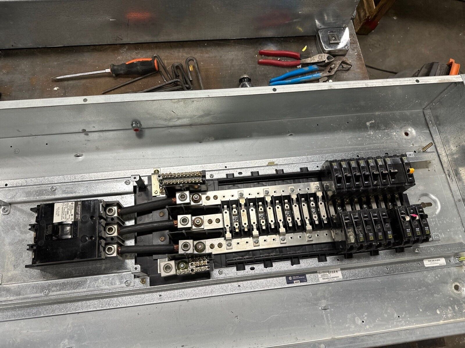 Square D NQOD Panelboard 225A 208/120V 3PH 4W MCB Panel 42 Circuit Indoor Encl P351 Used
